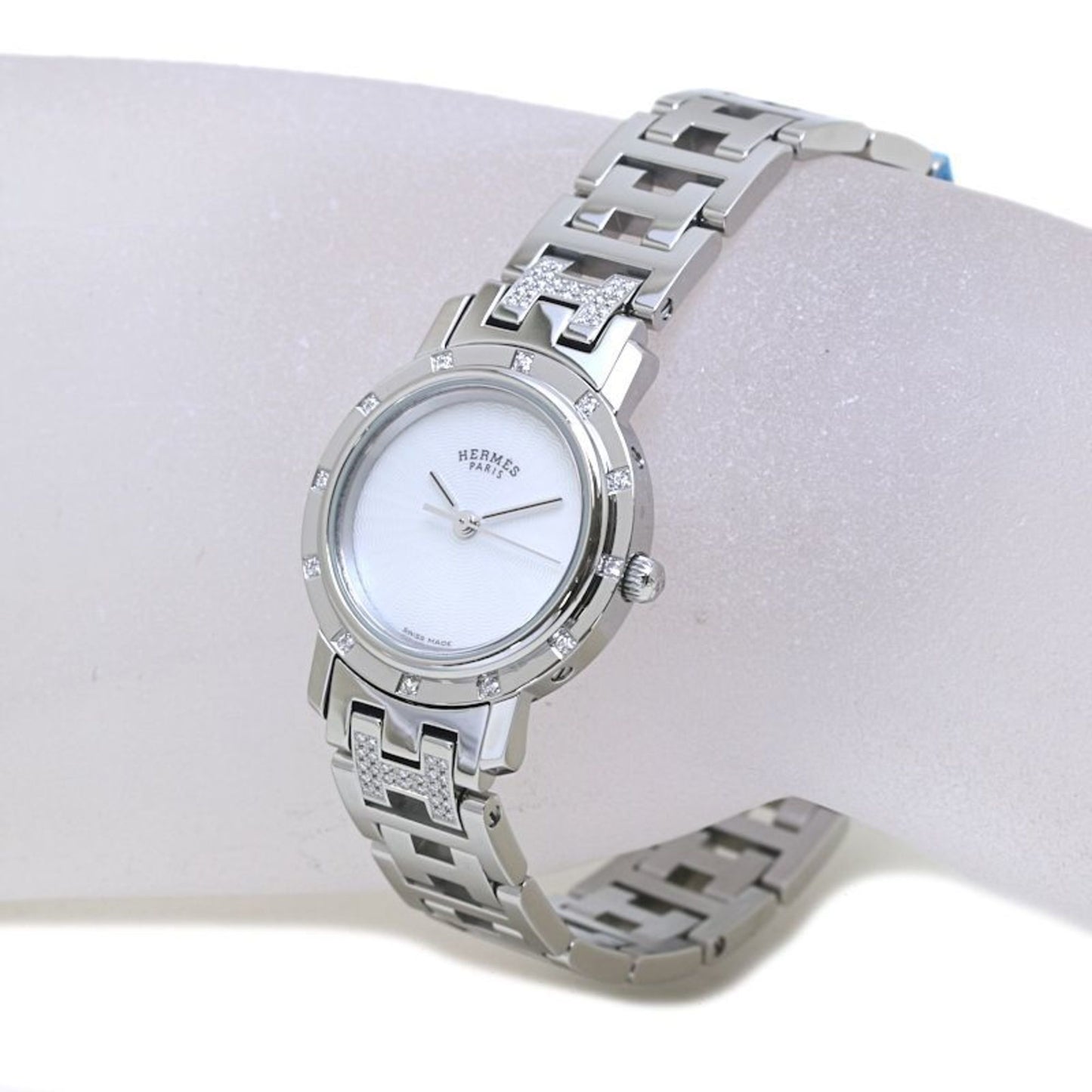 HERMES Clipper Nakreh (old buckle) women's watch CL4.230.215 3869 with 12 diamond bezel and bracelet in stainless steel (40047)