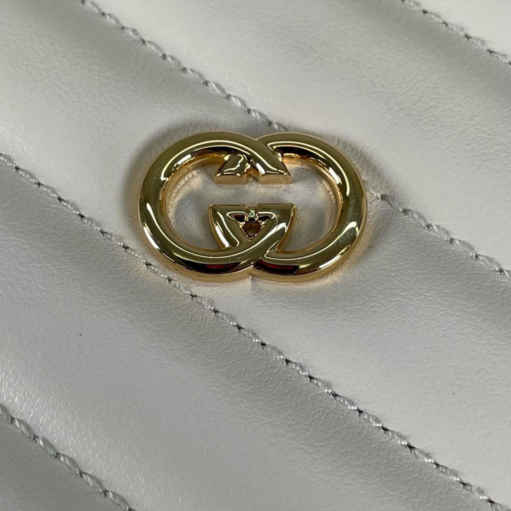 Gucci shoulder bag, heart chain, interlocking G design, leather, 751628, white — Like New