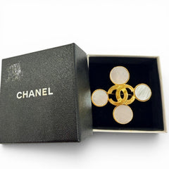 CHANEL Vintage 95A Coco Mark Shell Brooch, Gold, Made in France, Women's, with Box — Like New