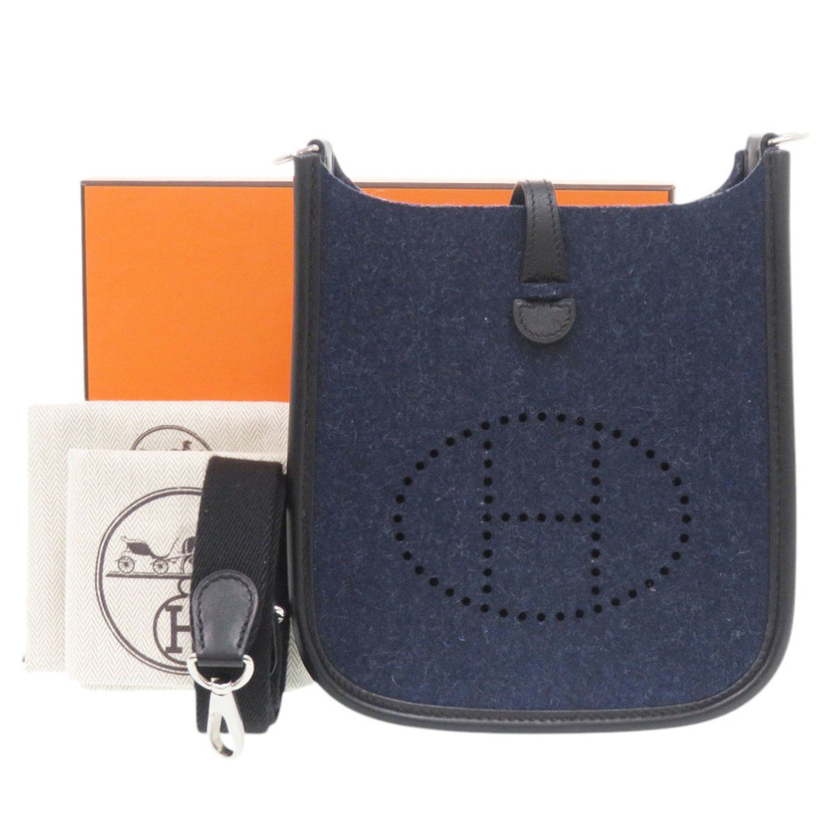 Like New Hermes Evelyne TPM Amazon Felt Swift Leather Shoulder Bag in Blue Nuit with Silver Hardware, Y Stamp (2020 Model), 0968HERMES — Like New
