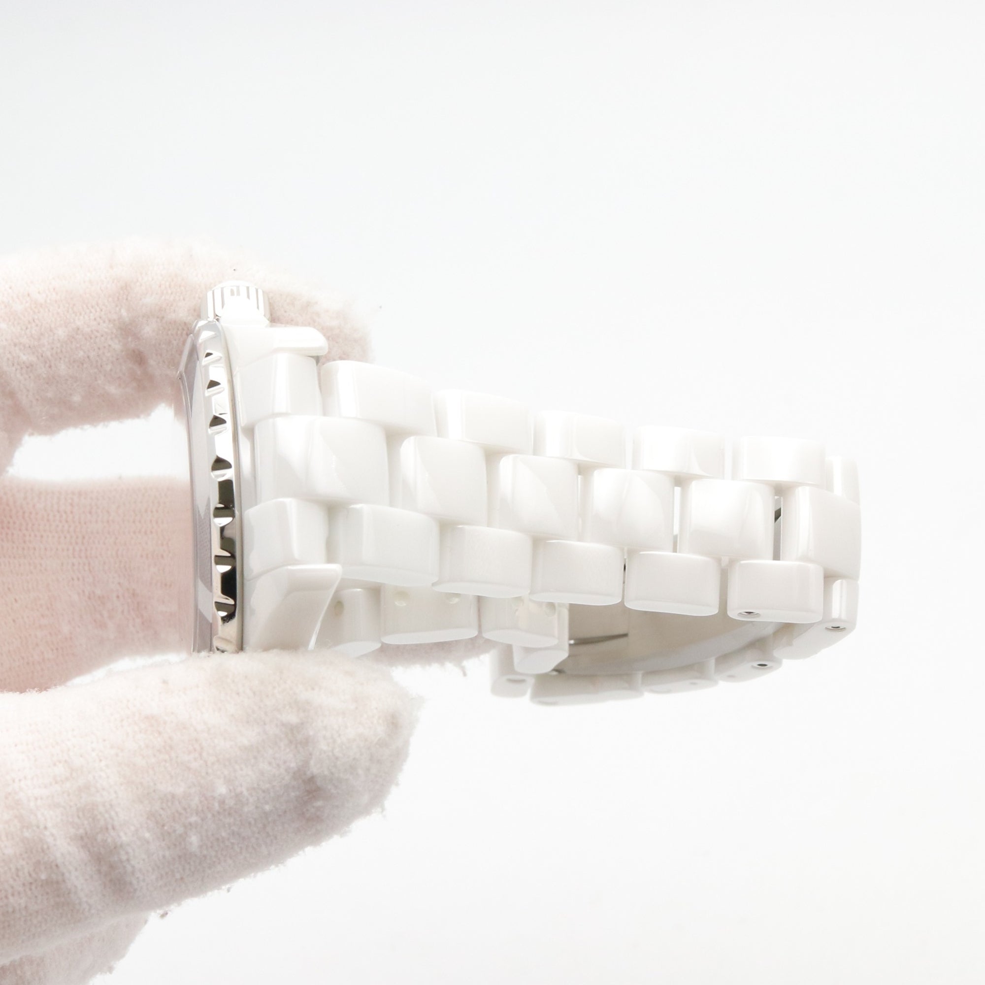 Chanel J12 Untitled Ceramic Men's Watch, White (H5582) — Very Good