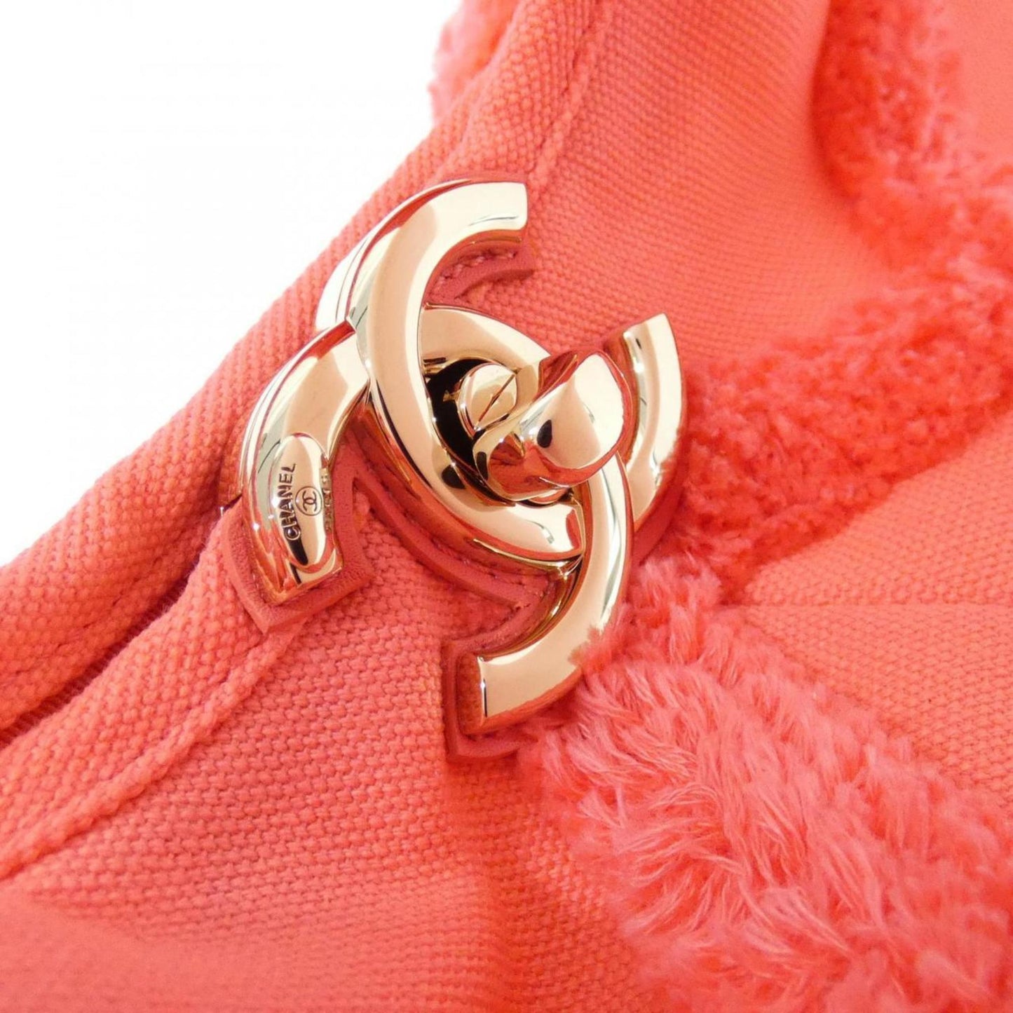 Chanel AS2292 Shoulder Bag