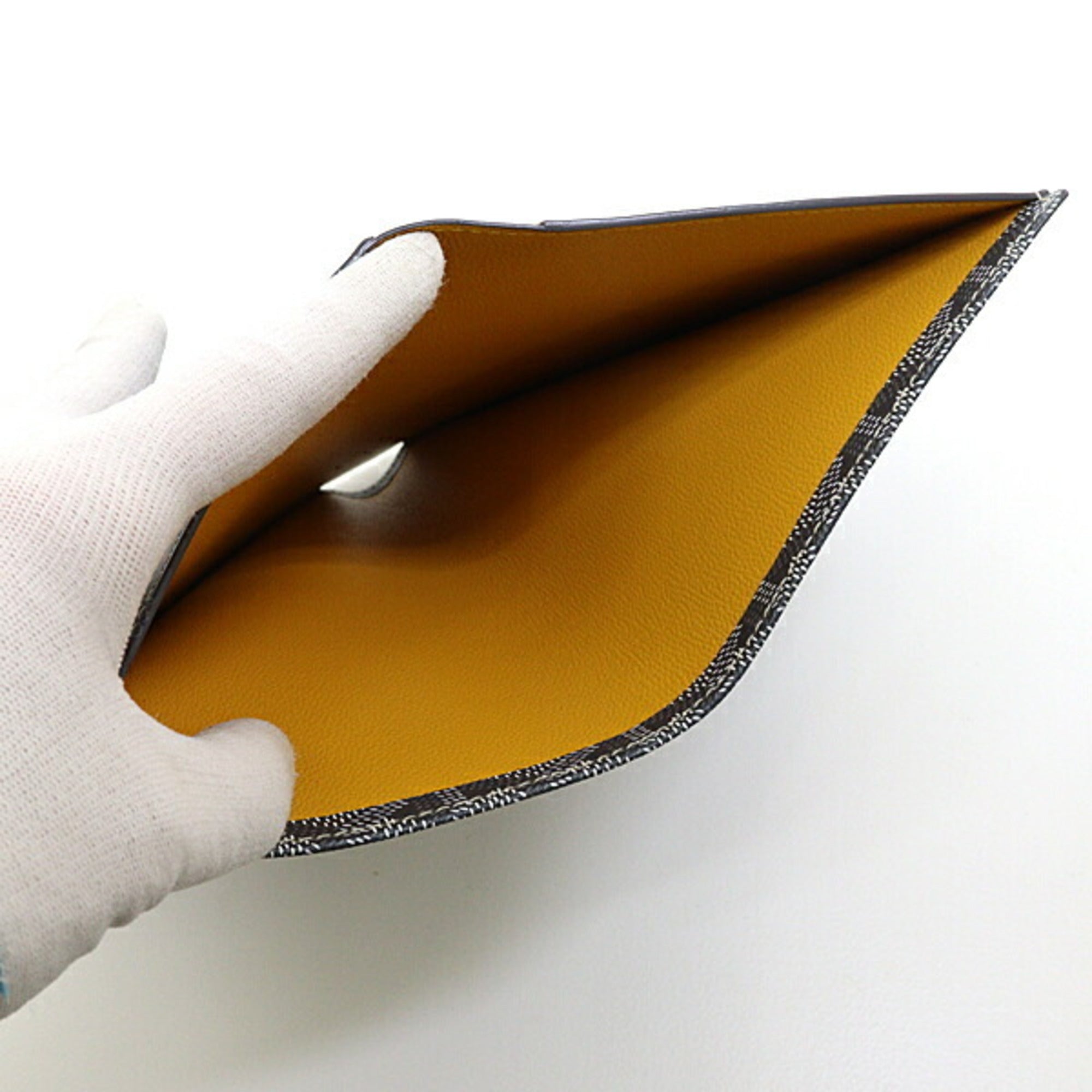 GOYARD Bi-fold Long Wallet Grey Goyardine Canvas F-04661