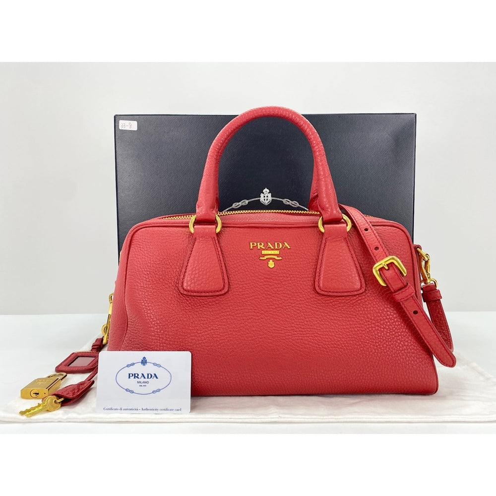 Prada tote bag, red — Like New