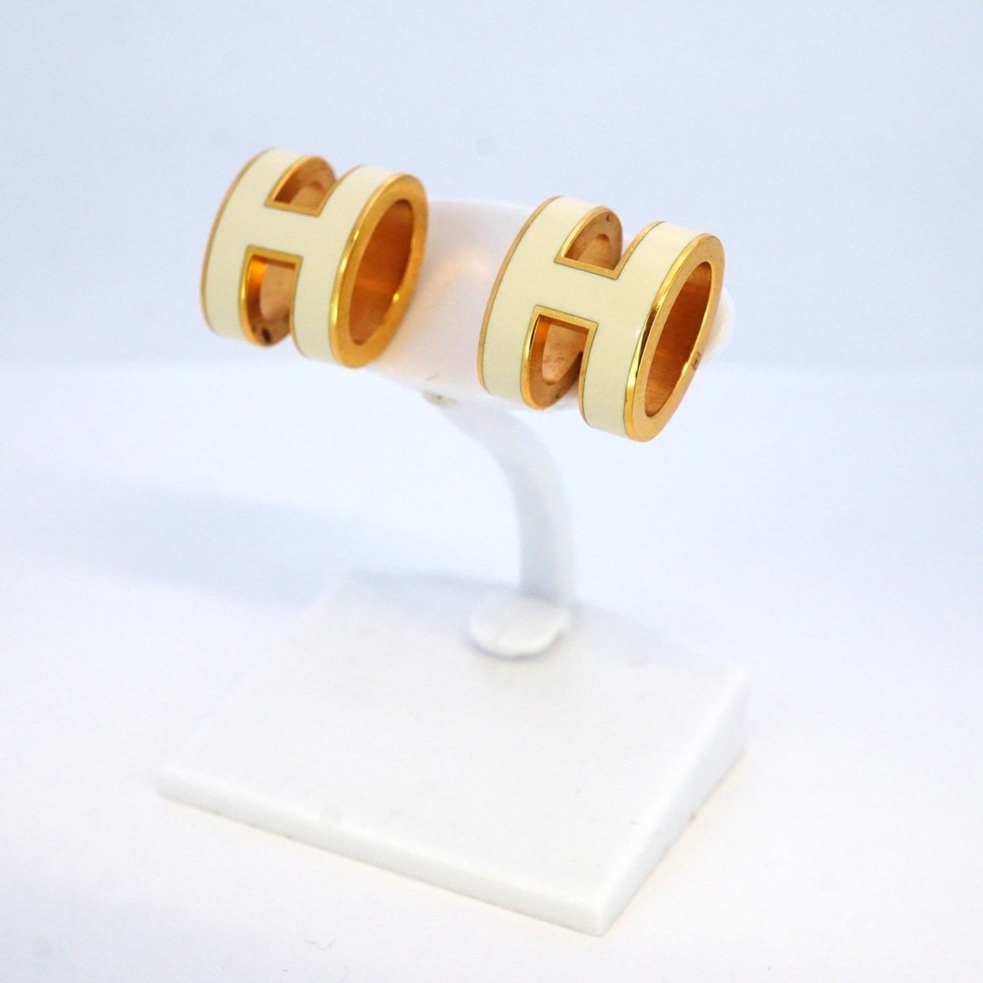 Hermes Pop Ash Earrings in GP-Plated Gold and White for Women