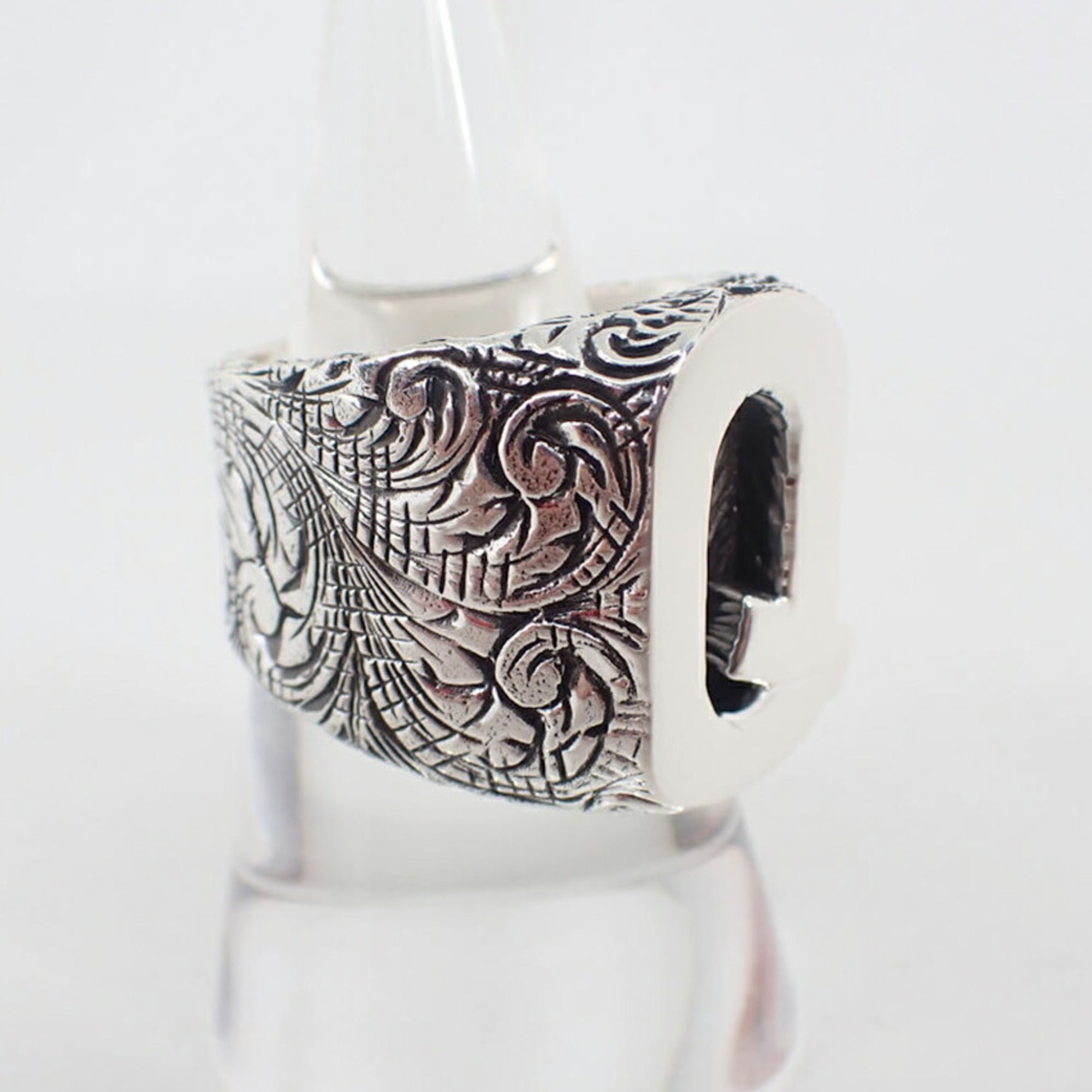 GUCCI Ag925 Alphabet Q Ring, Size 19 — Like New