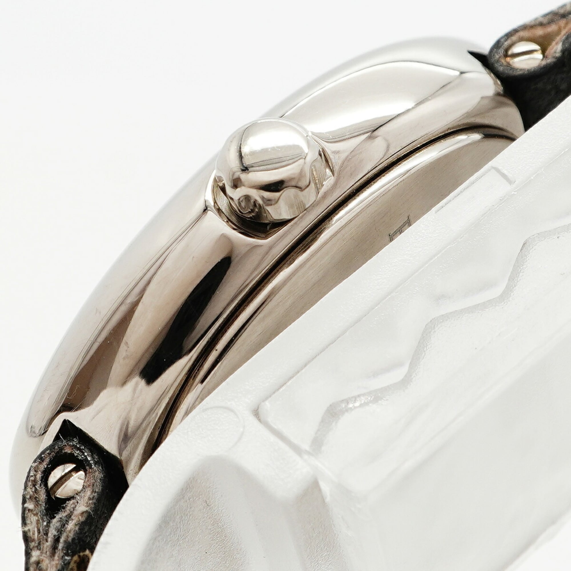 Bulgari Oval 750 WG OVW27G White Dial Women's Watch — Good