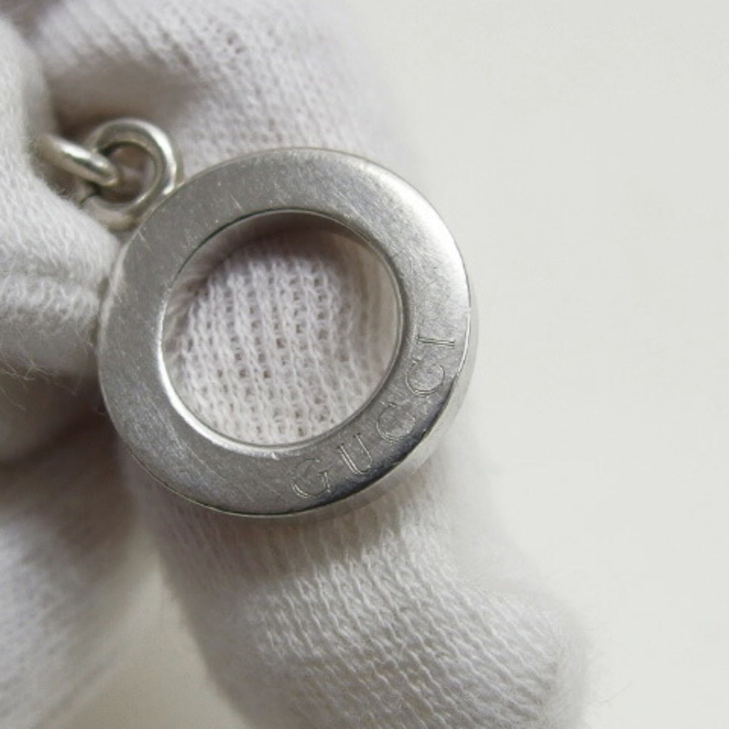 Gucci ball chain silver bracelet size 17