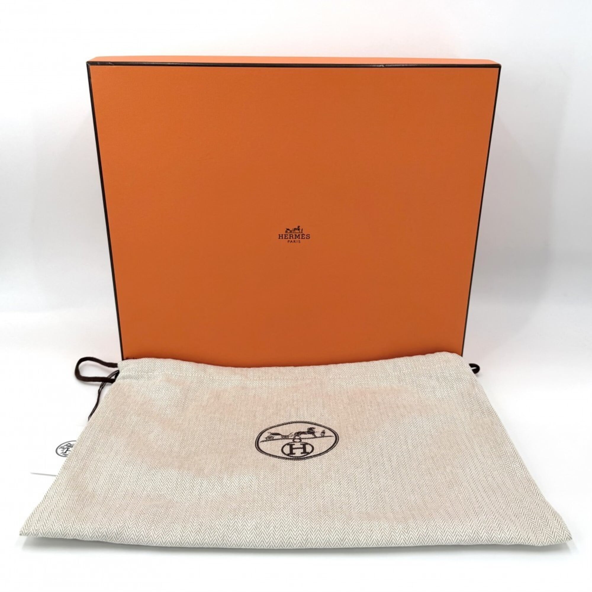 Hermes shoulder bag for men and women, Videpoche body bag, HERMES K stamp, leather, black, silver hardware, 2025 model — Like New