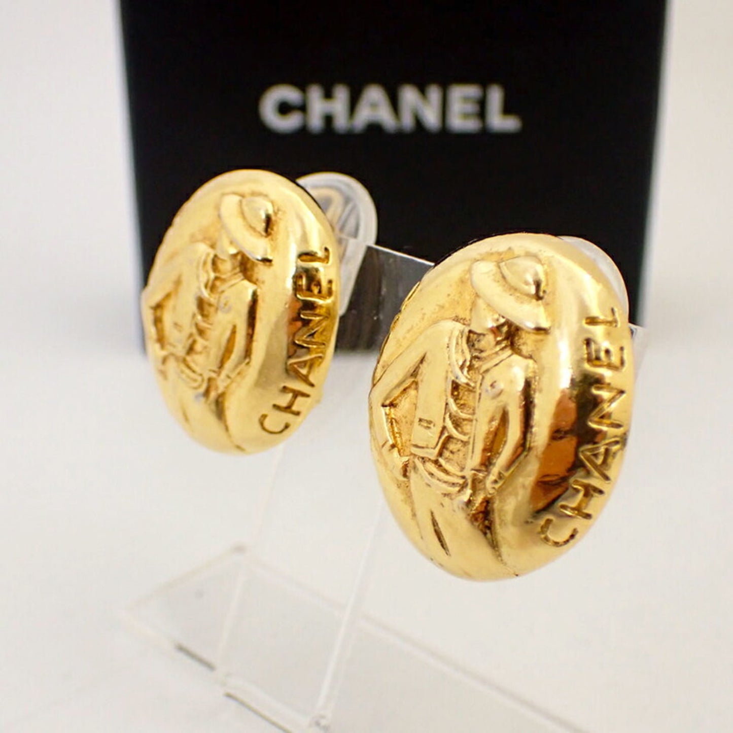 CHANEL Mademoiselle Gold-Plated Earrings j92-13