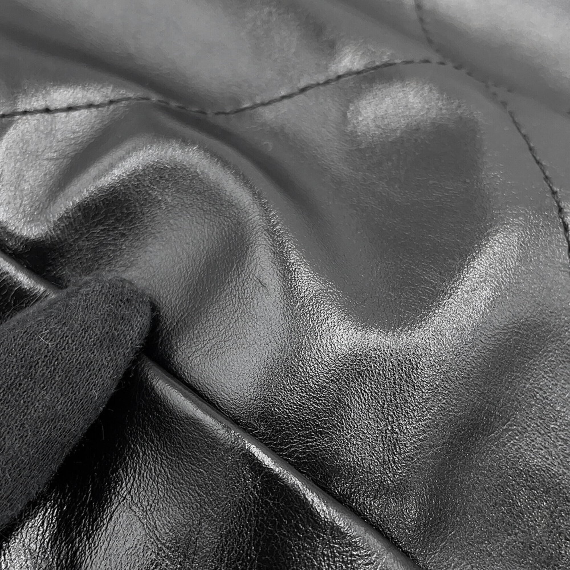 Chanel Backpack, 22 Large, Shiny Calf Leather AS3313, CHANEL Handbag, Black, Women's — Like New