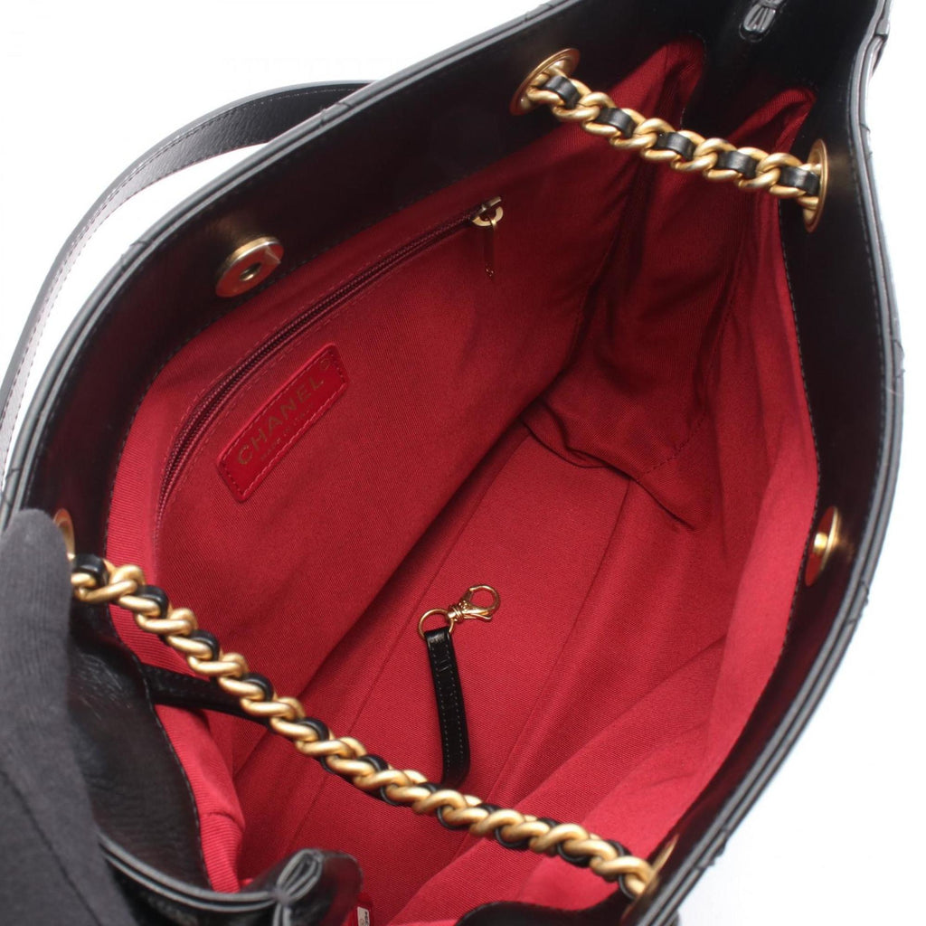 CHANEL Matelasse Shoulder Bag, Leather, Women's, Black, AS2295