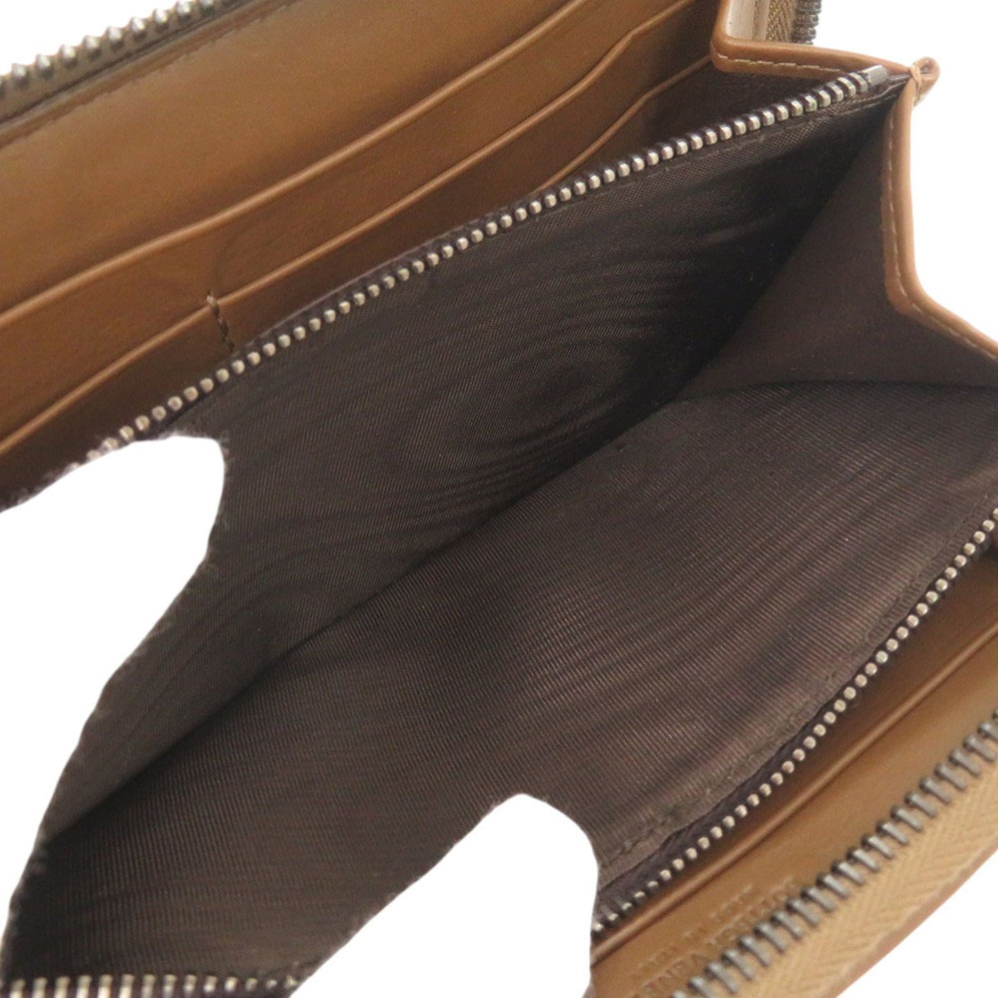 Excellent condition Bottega Veneta Intrecciato leather brown round zipper long wallet, 1467 BOTTEGAVENETA