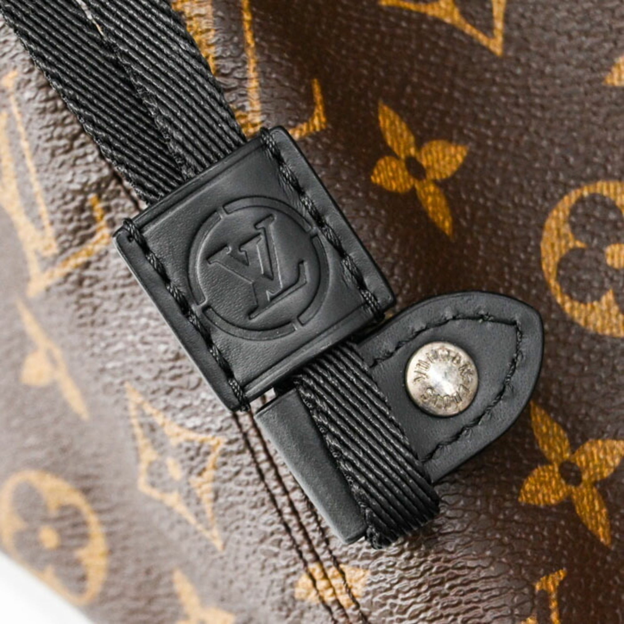 LOUIS VUITTON Louis Vuitton Monogram Macassar Cabas Light Tote Bag Canvas Brown M43416 — Like New