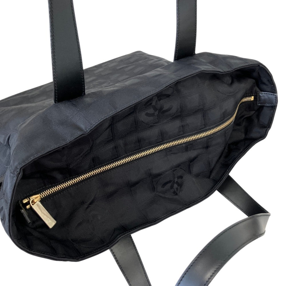 CHANEL New Travel Line GM Tote Bag A15825 Black Women's — Like New