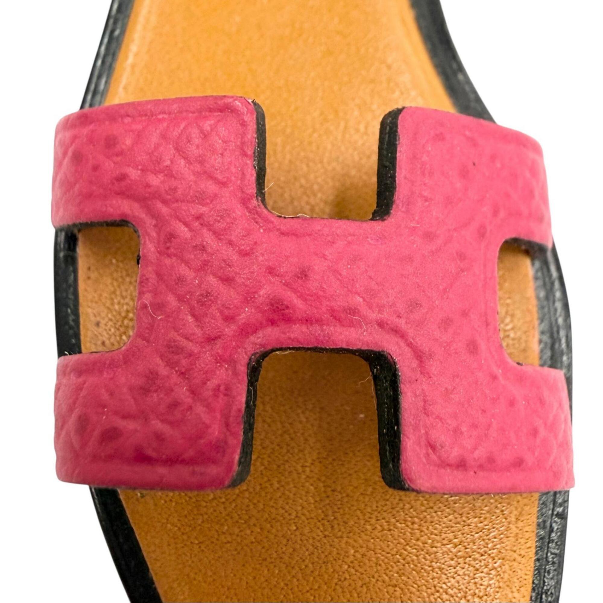 HERMES Oran Nano Charm, Veau Epsom Leather, Butler, Natural Sable, Black/Framboise, Bag Made in France, Women's — Like New