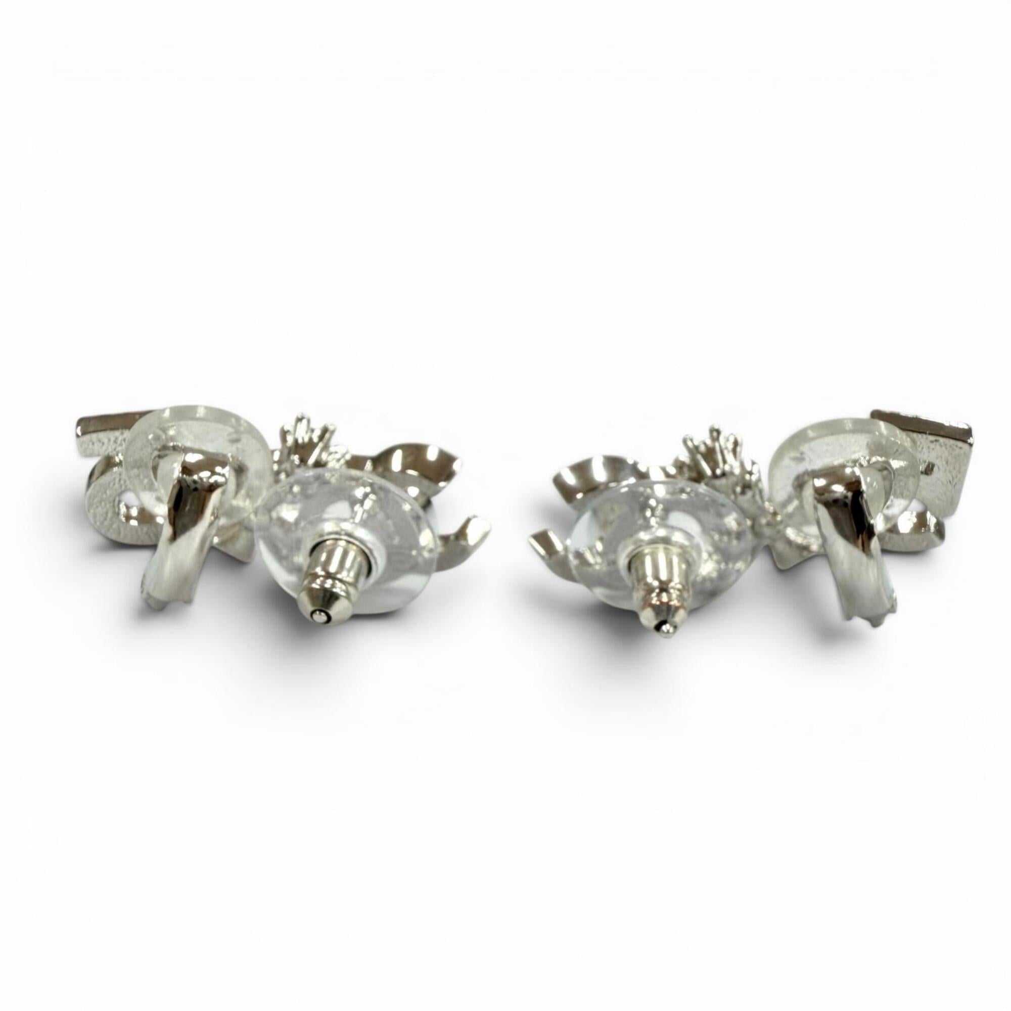 CHANEL B23P Coco Mark No. 5 Clover Rhinestone Earrings, Silver, Made in Italy, 2023 Model, Women's, with Box — Like New