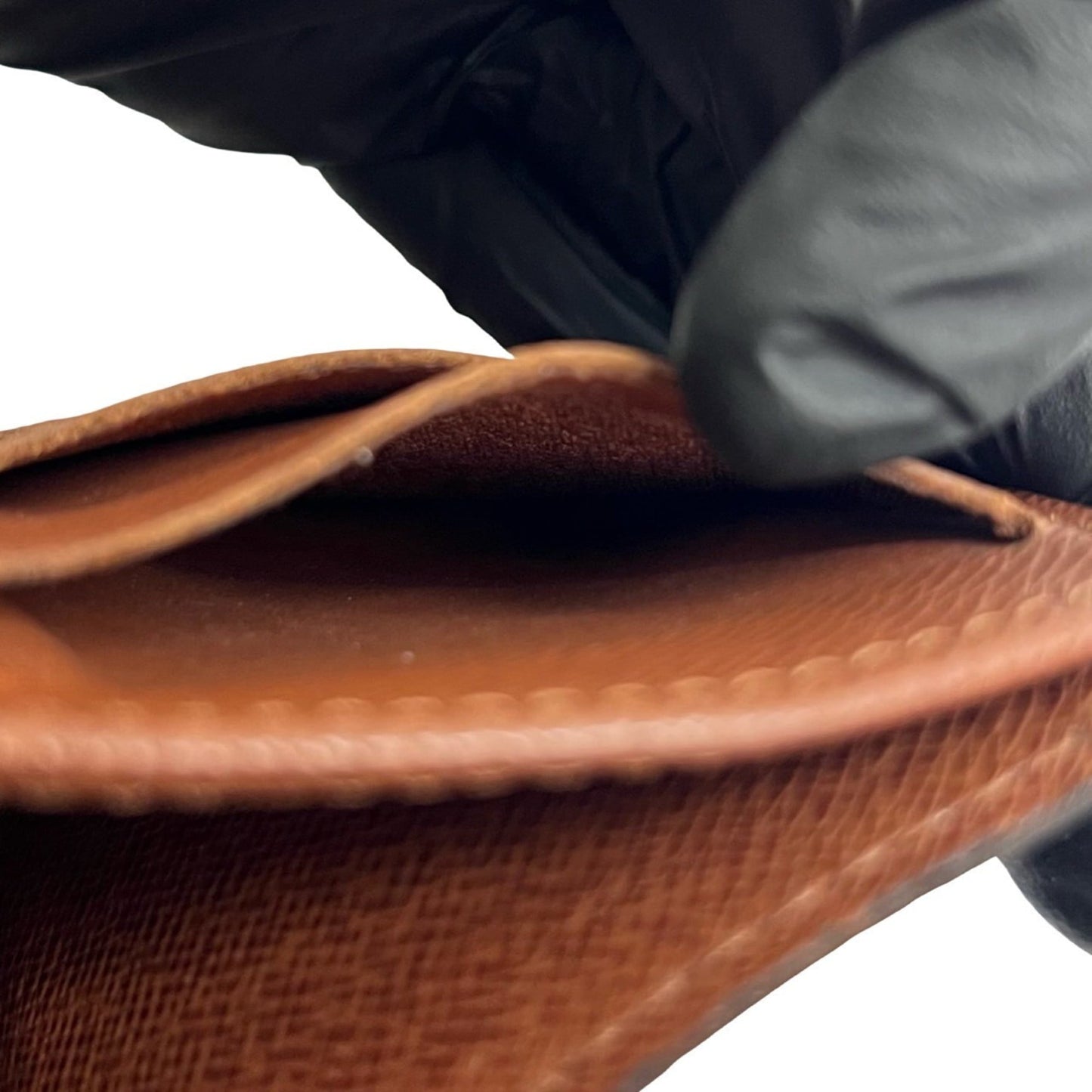 LOUIS VUITTON Louis Vuitton Portefeuille Viennois Monogram Leather Bi-fold Wallet with Clasp Closure, Brown, 34932