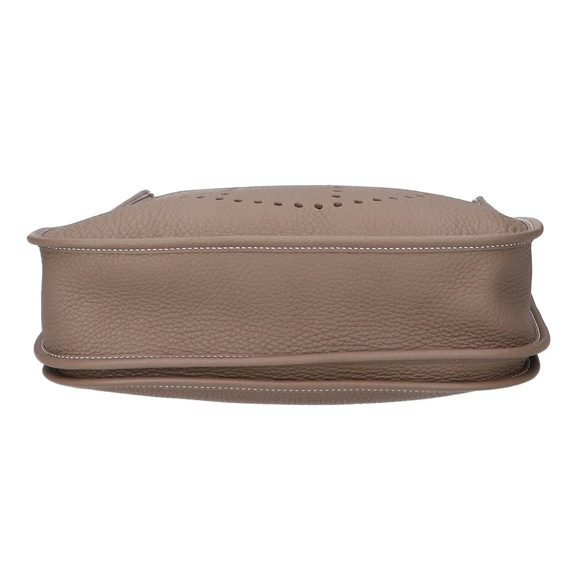 HERMES Evelyne 3 PM Shoulder Bag, K-stamp, Taurillon Clemence Leather, Gold Hardware, Etoupe Women's — Like New