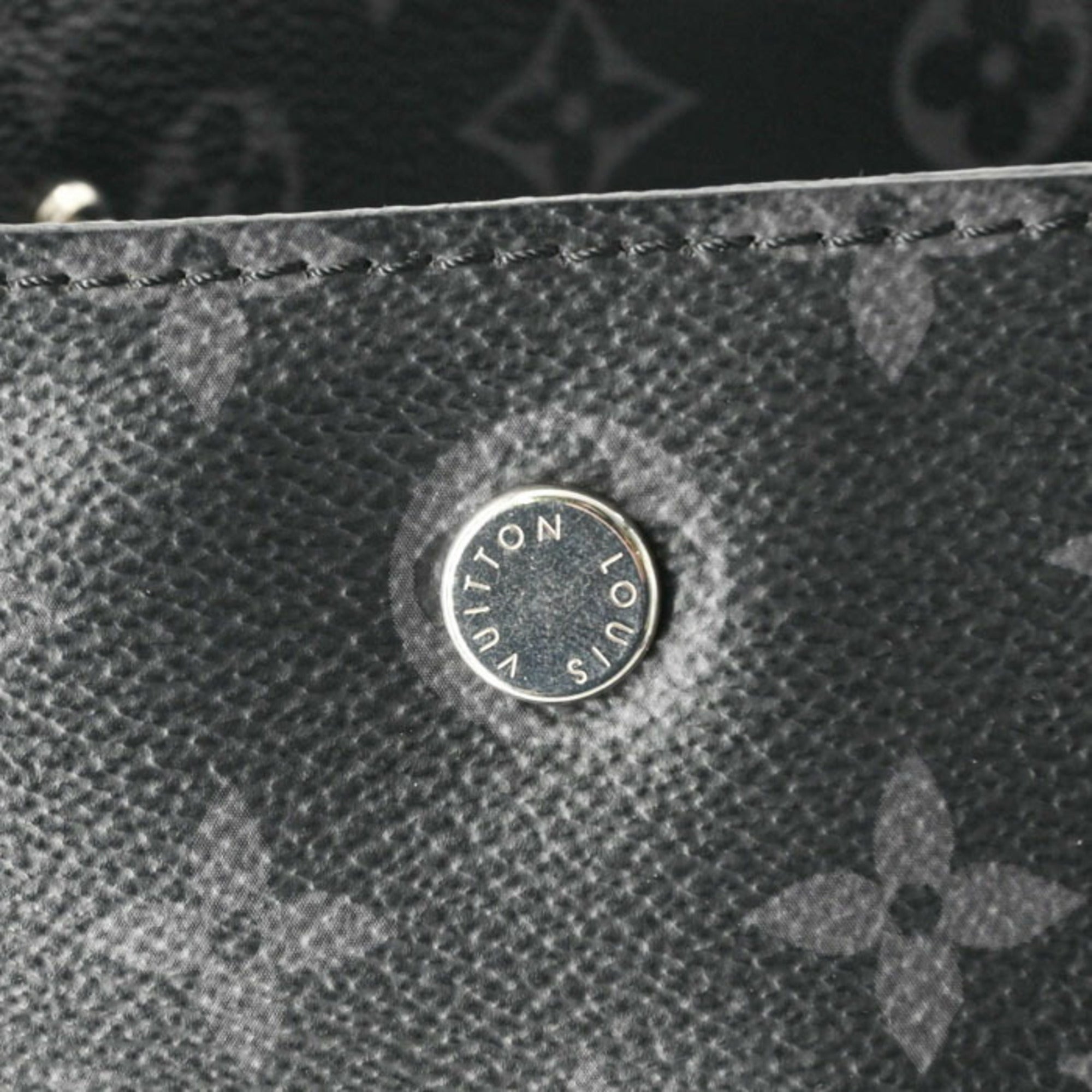 LOUIS VUITTON Louis Vuitton Taigarama Monogram City Tote Bag Handbag Noir M30431 — Like New
