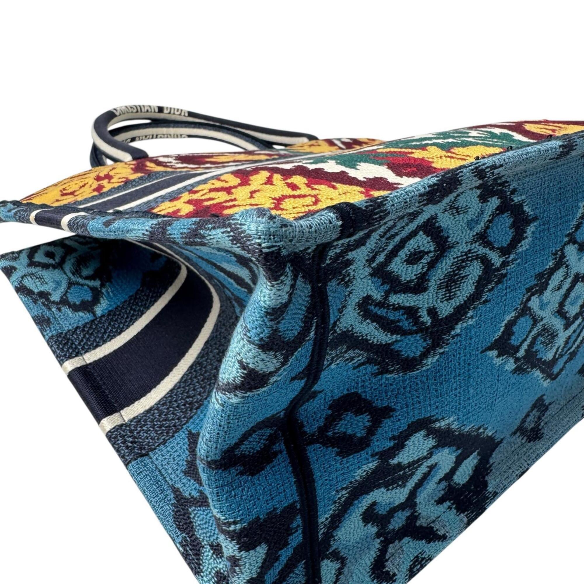 Christian Dior Book Tote Medium Cruise 2021 Paisley Embroidery Women's — Like New