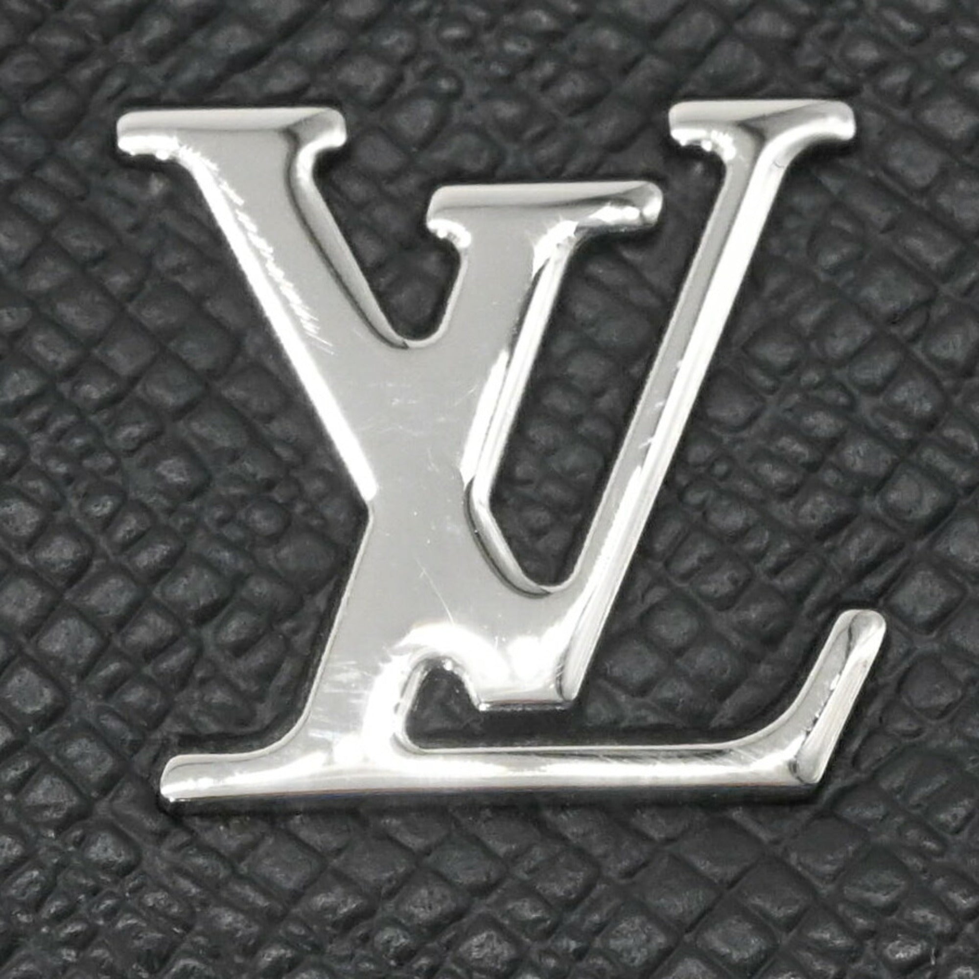 LOUIS VUITTON PPM Shoulder Bag LV Black M30265 — New - Store Return