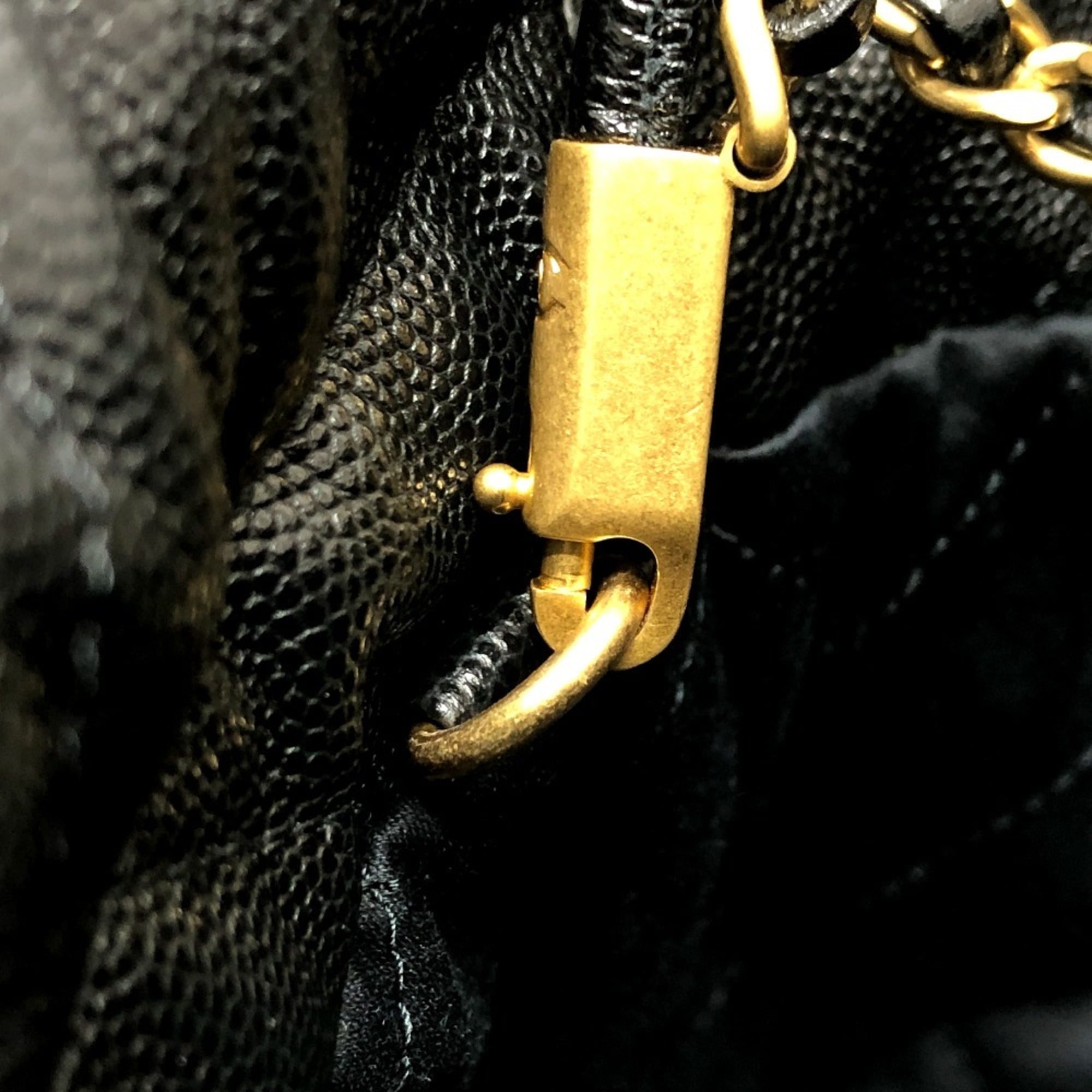 CHANEL AS3980 Matelasse Chanel 22 So Black Bag Shoulder Handbag Caviar Skin Women's — New - Store Return
