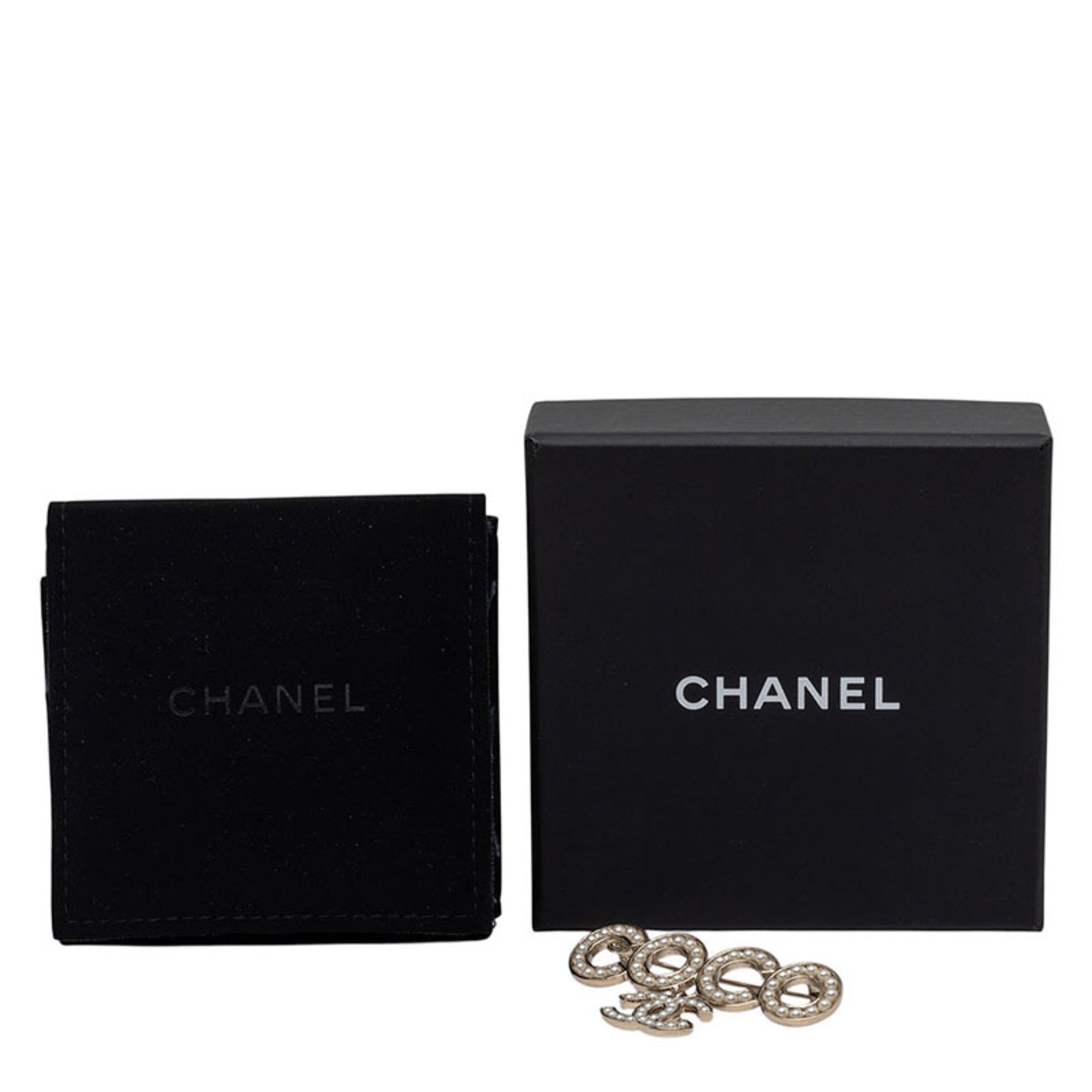 Chanel Coco Mark Brooch B21P Gold Plated Faux Pearl Women's CHANEL — Like New