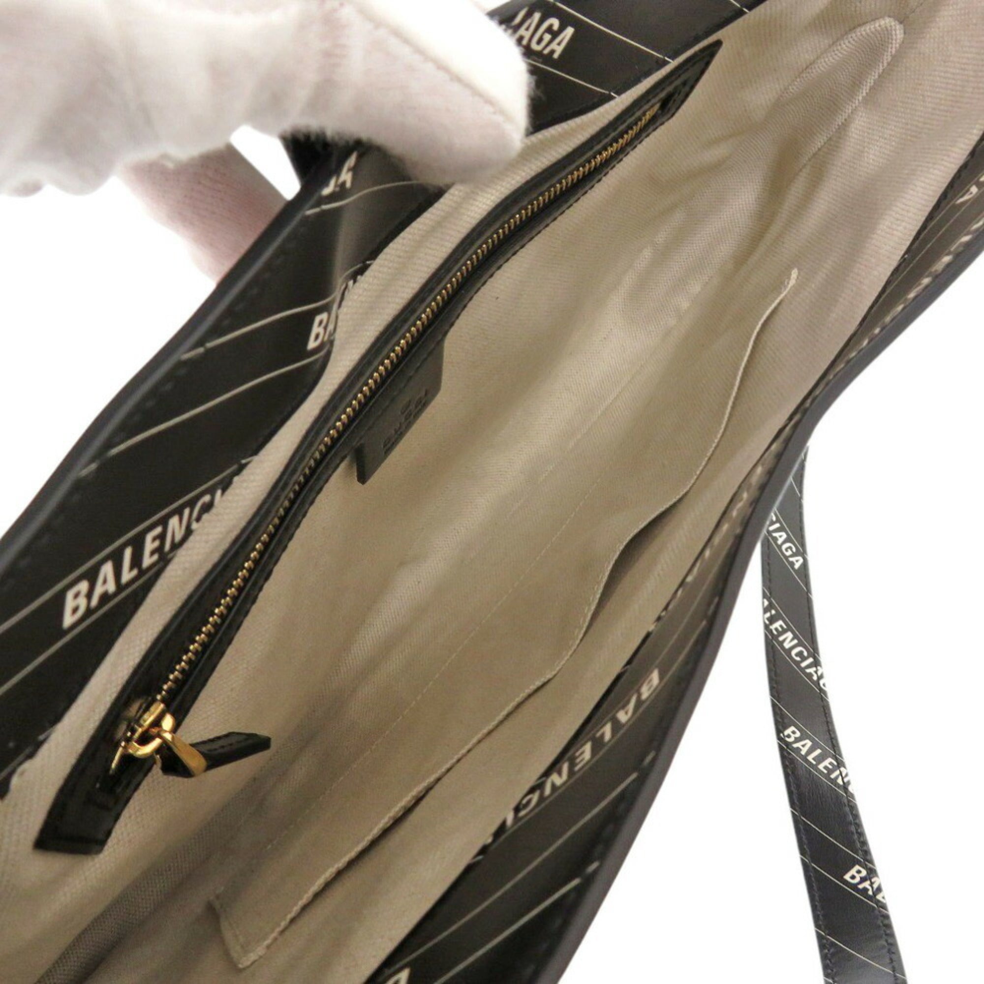 Gucci Jackie 1961 The Hacker Project Balenciaga Collaboration 636712 Leather Black Shoulder Bag 1707GUCCI — Like New