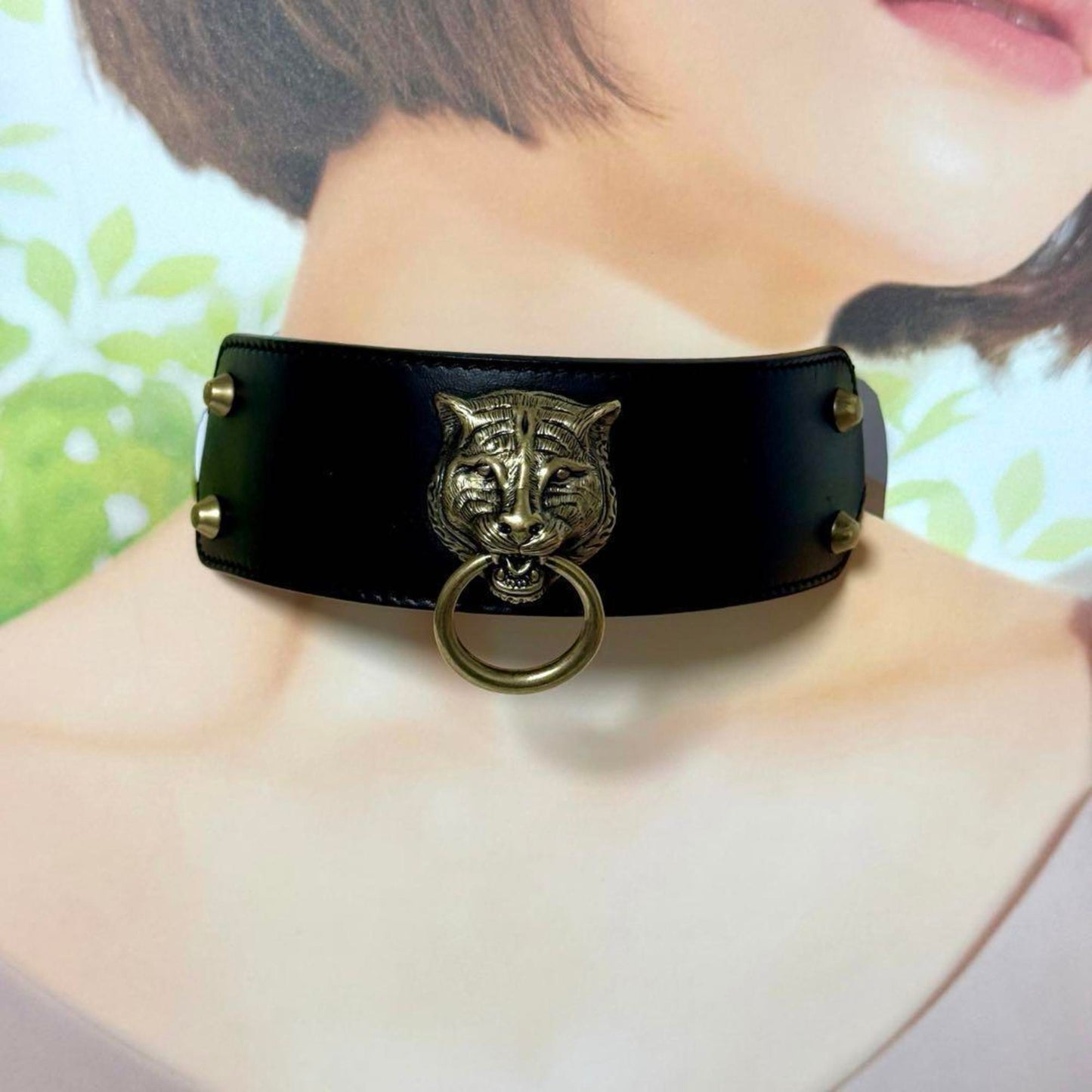 Gucci Women's Tiger Head Choker Necklace Leather