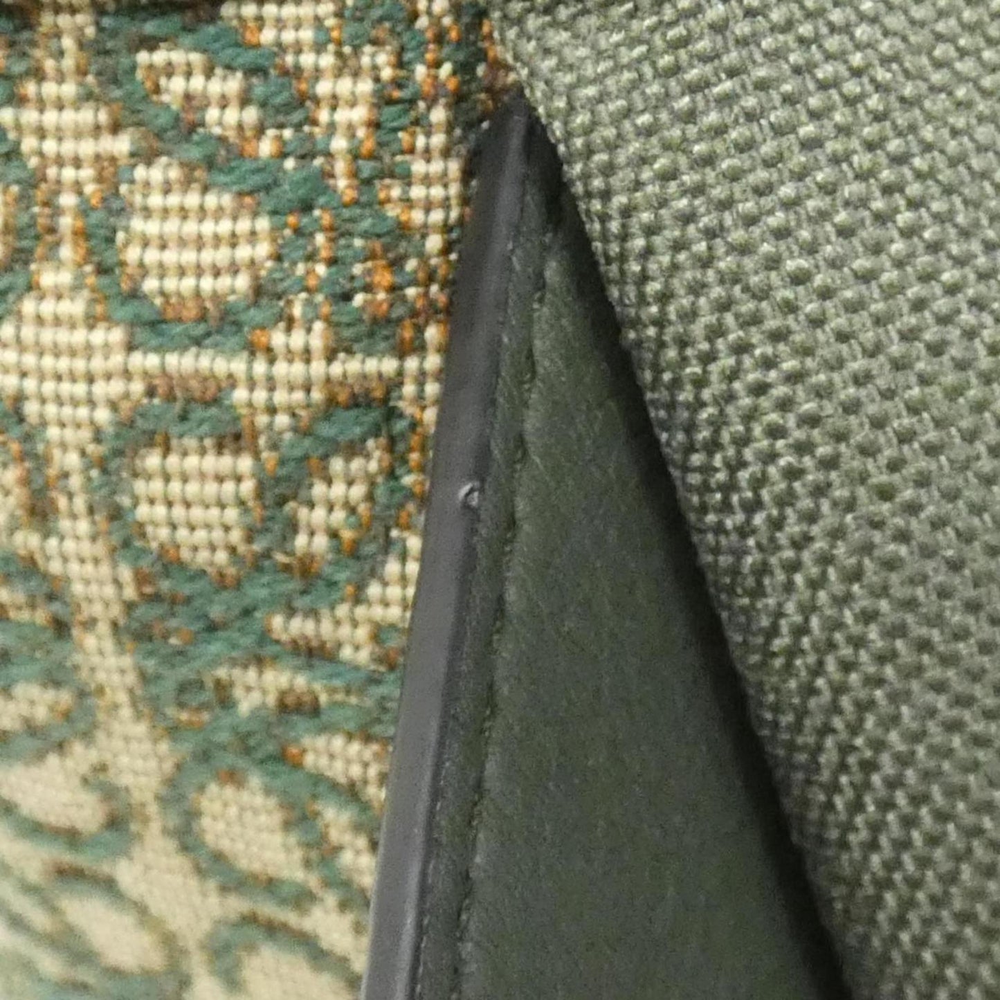 Loewe ROUND SLIM Backpack B664R17X01