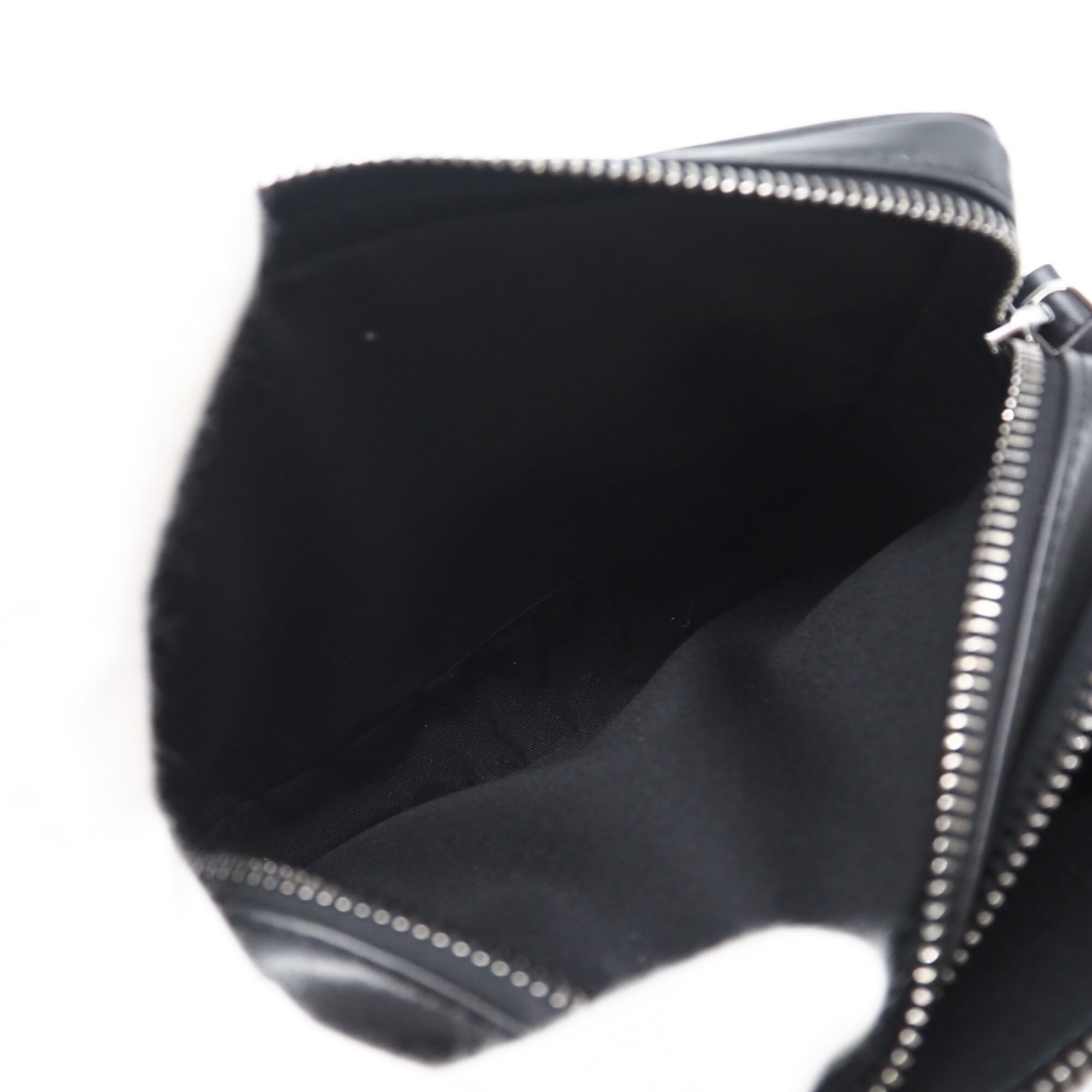 Christian Dior CD Diamond Messenger Pouch 2ESBC119 Shoulder Bag Black Gray Leather Women's — New - Store Return