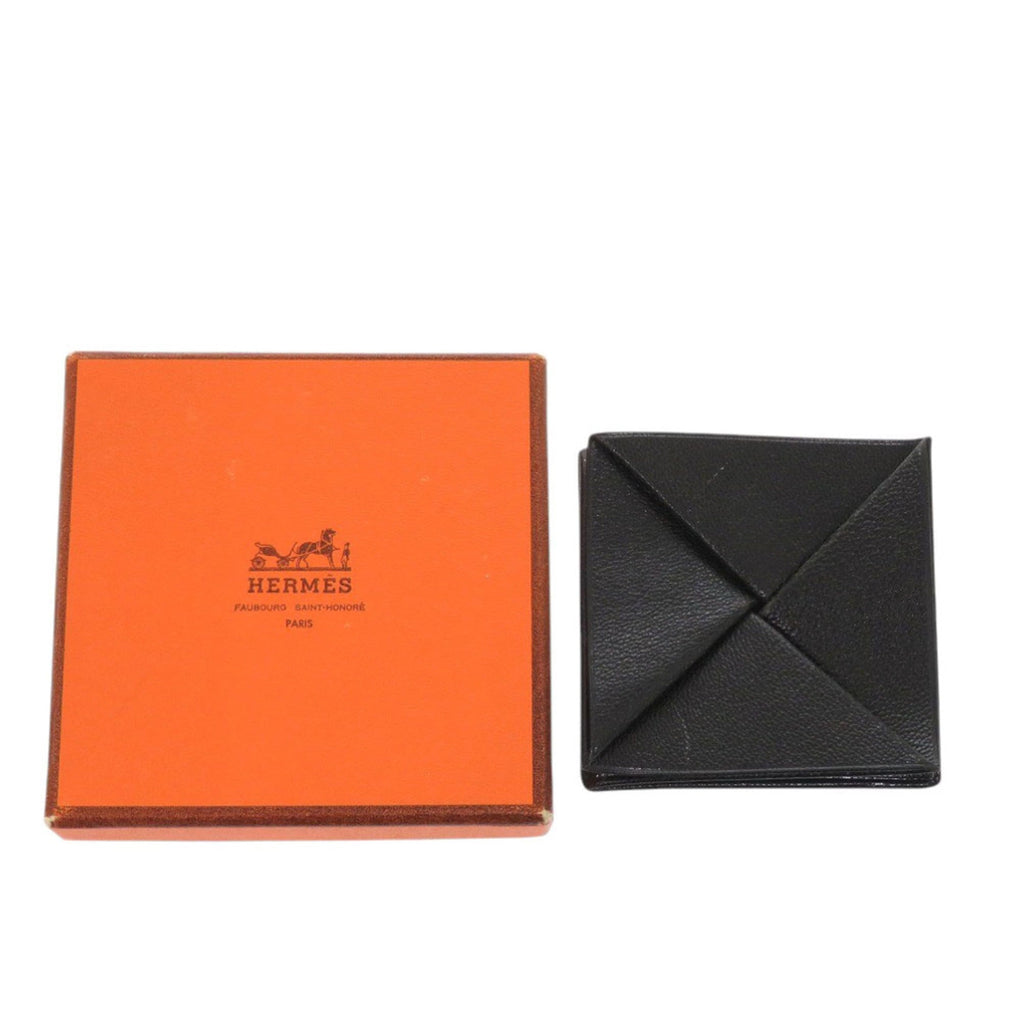 Hermes Excellent condition Hermès Zulu Chevre Black wallet/coin case with 〇Q markings, black, 0776