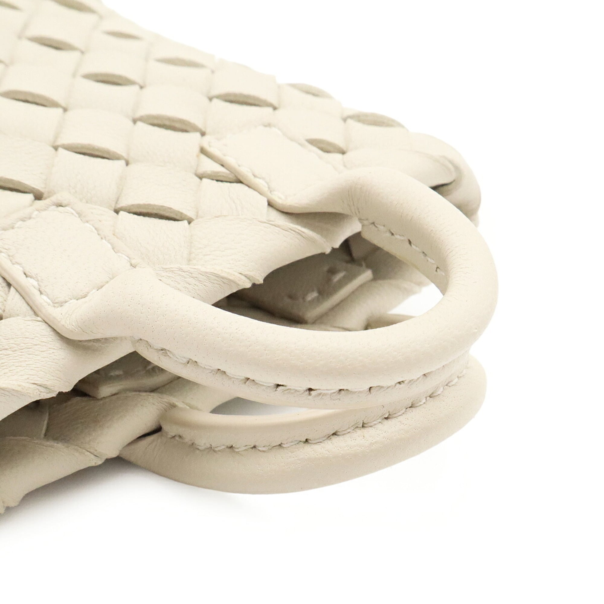 BOTTEGA VENETA Intrecciato Accessory Bag Charm Keychain Mini Pouch Leather Off-White — Like New