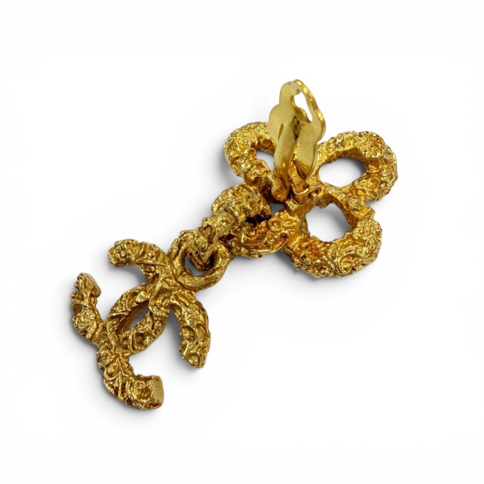 CHANEL Vintage 93A Metal Lava Flower Coco Mark Swing Earrings, Gold, Made in France, Women's, with Box — Like New