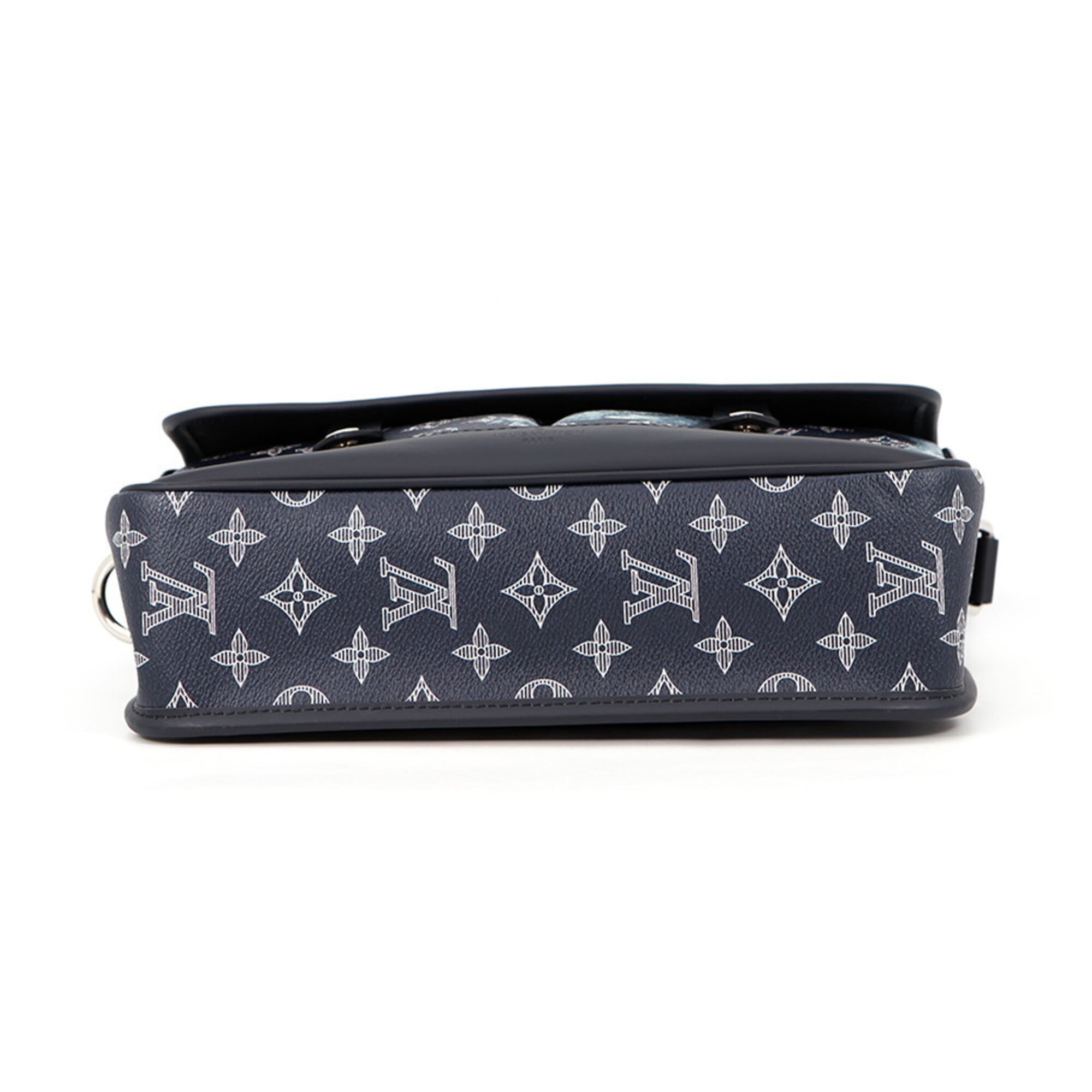 Louis Vuitton Shoulder Bag Monogram Savannah Chapman Brothers PM M54248 2017 Collection Handbag for Men LOUIS VUITTON — Like New