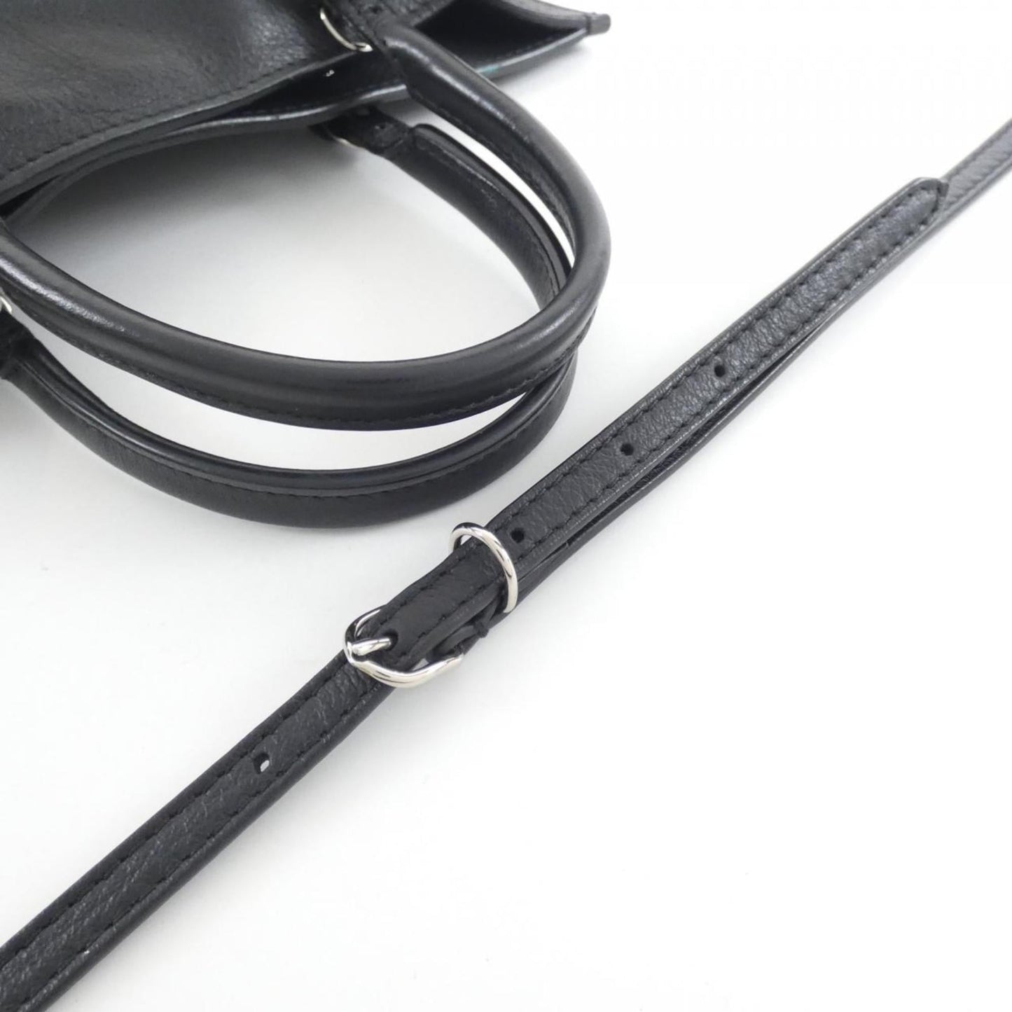 Balenciaga Paper A6 Zip Around Handbag 370926 DLQ0N