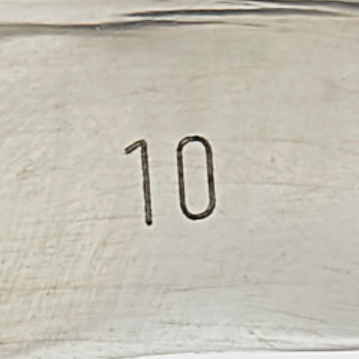 Gucci logo snake ring in silver (SV925) for women.