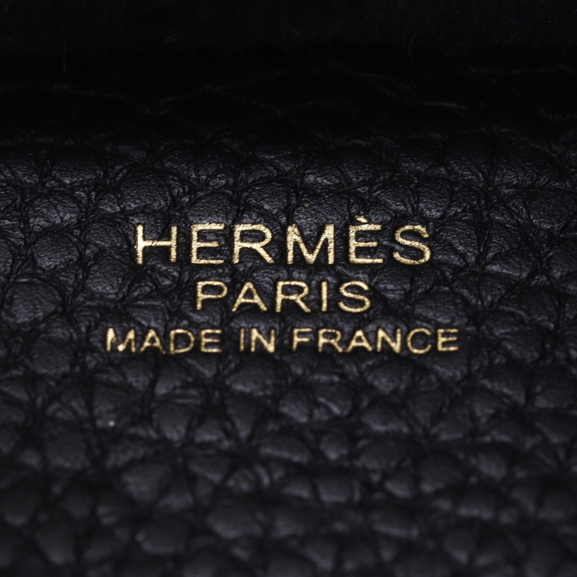 Hermes Picotin Lock 22 MM Handbag, Taurillon Clemence Leather, 2022 Model, Black, U-shaped Belt Buckle, Women's — Like New
