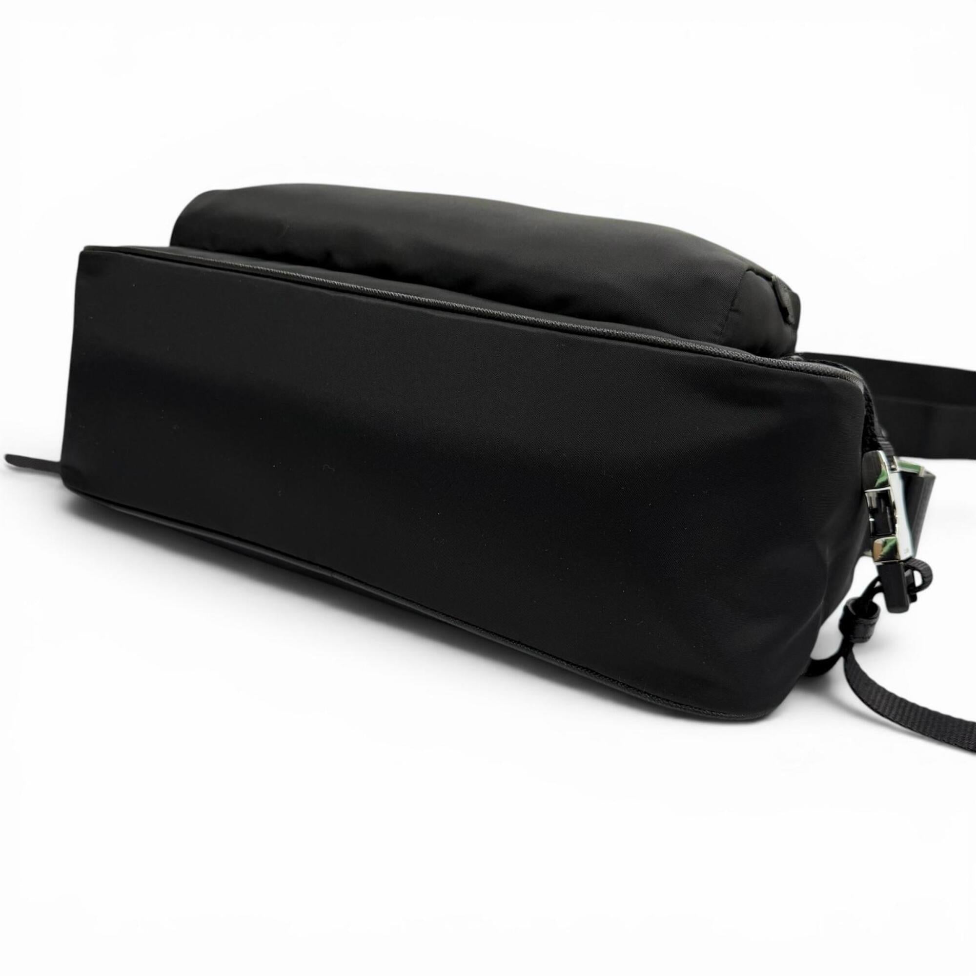 PRADA 2VH191 Nylon Leather Triangle Logo Plate Re-Nylon Shoulder Bag Black Made in Italy Men's — Like New