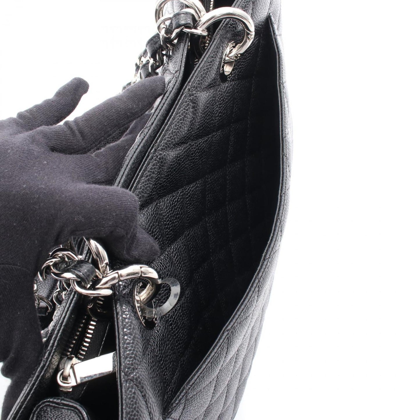 CHANEL Matelasse Grand Shopping GST Tote Bag in Calfskin Leather (Black)