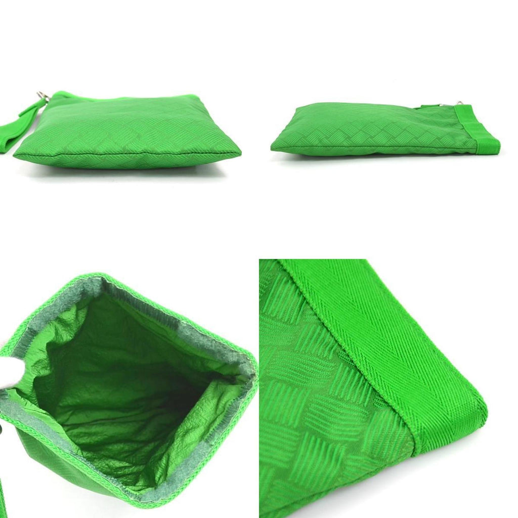Bottega Veneta clutch bag pouch in nylon, green, unisex, h31815a