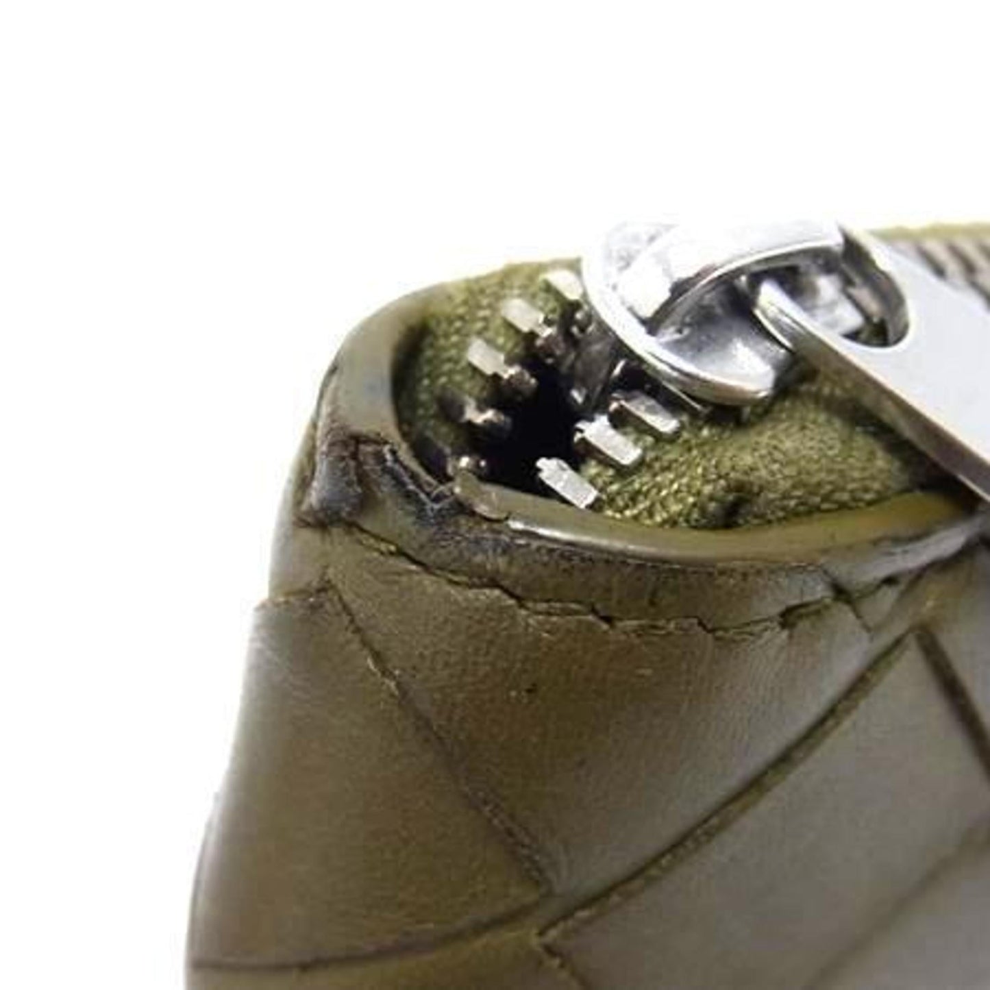 BOTTEGA VENETA Intrecciato Wallet 749427 Khaki Leather Round Long for Men and Women