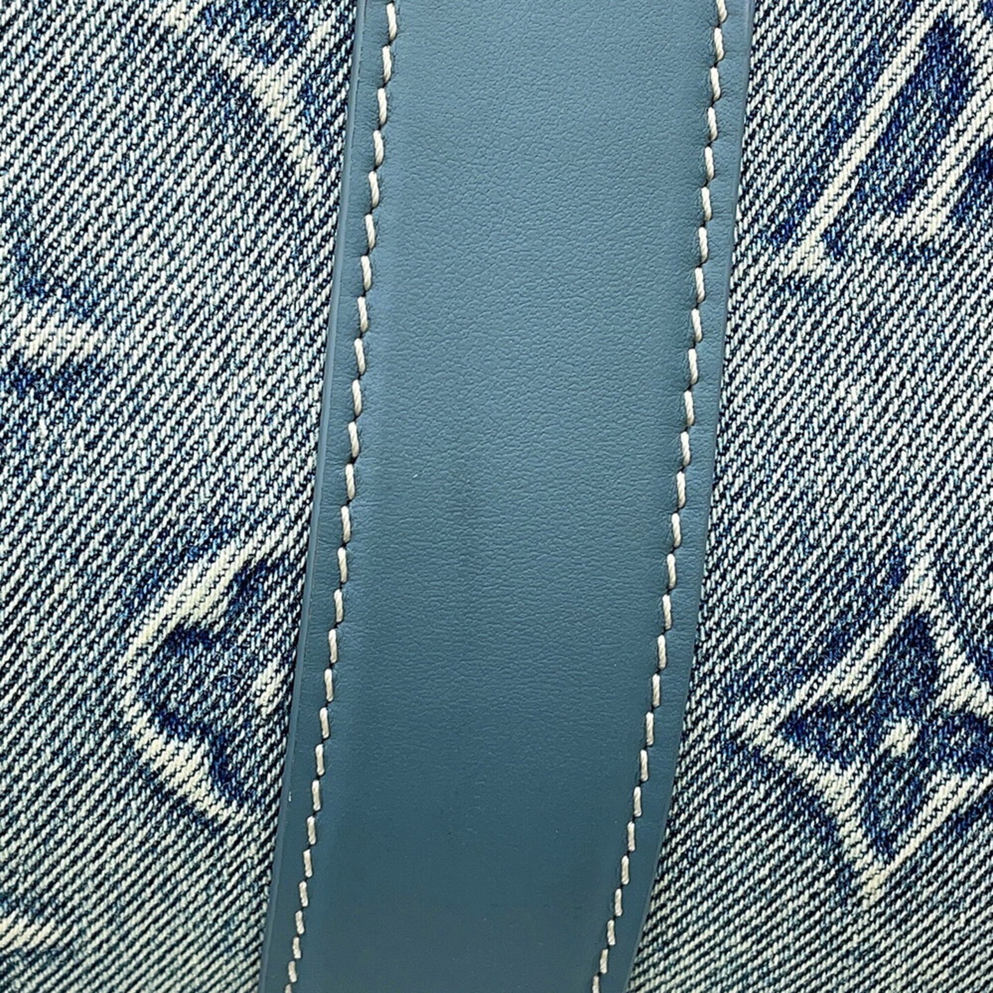 Louis Vuitton Monogram Washed Denim Weekend Tote NM M22537 2023 Men's Bag Handbag LOUIS VUITTON — Like New