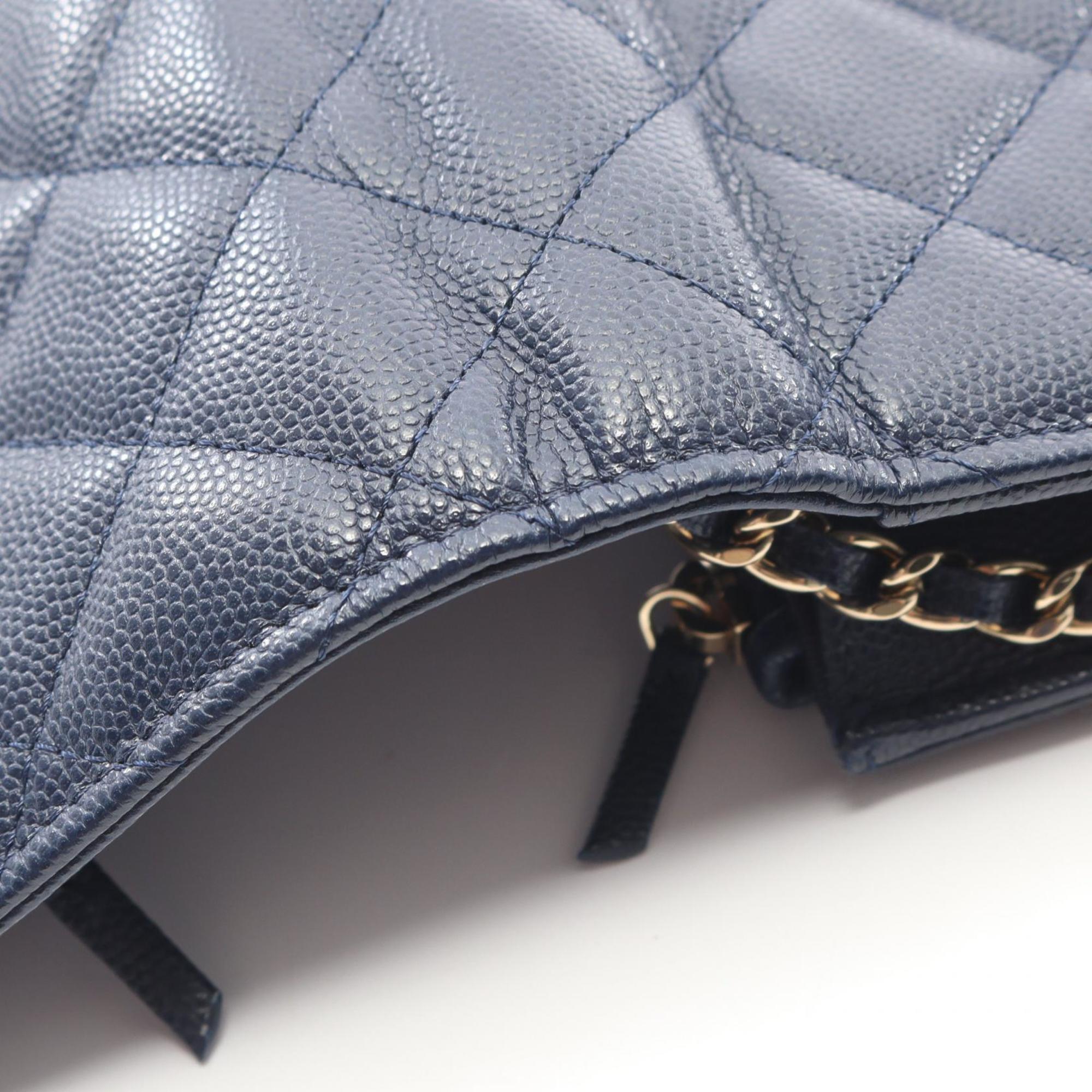 CHANEL CHANEL19 Matelasse Shoulder Bag in Grained Calfskin Leather, Navy