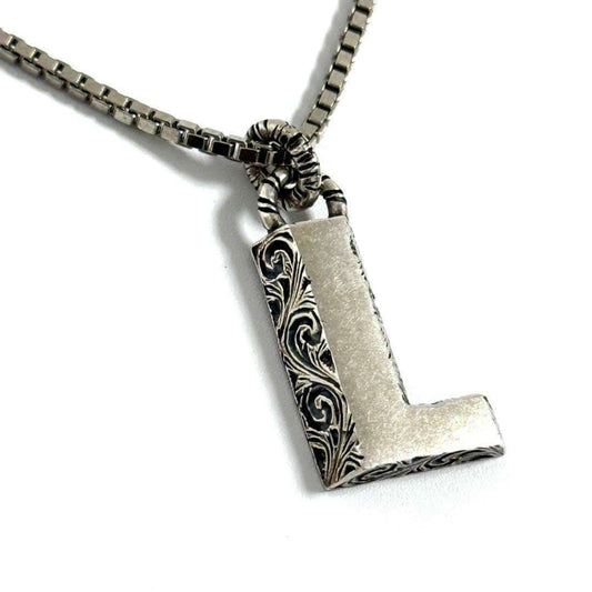 Gucci Alphabet Necklace Pendant Initial L