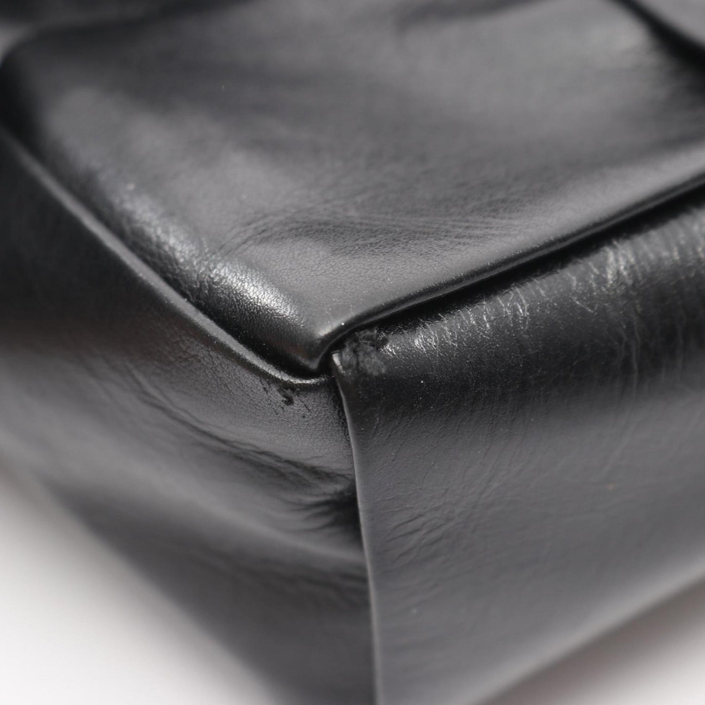 Bottega Veneta Cassette Belt Bag, Waist Body Leather, Men's, Black, 651053