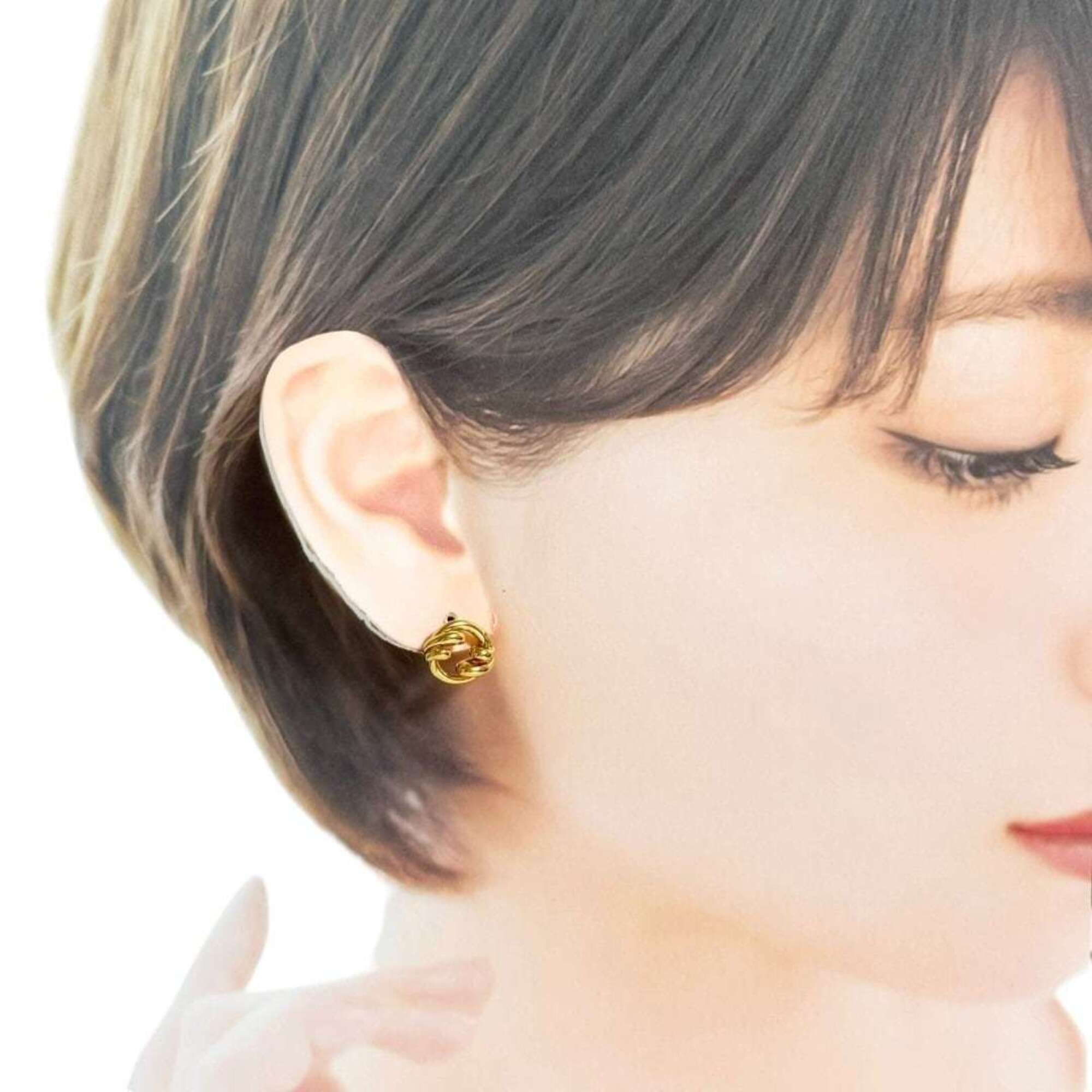 Fendi Women's Filo Stud Earrings, Gold — Like New