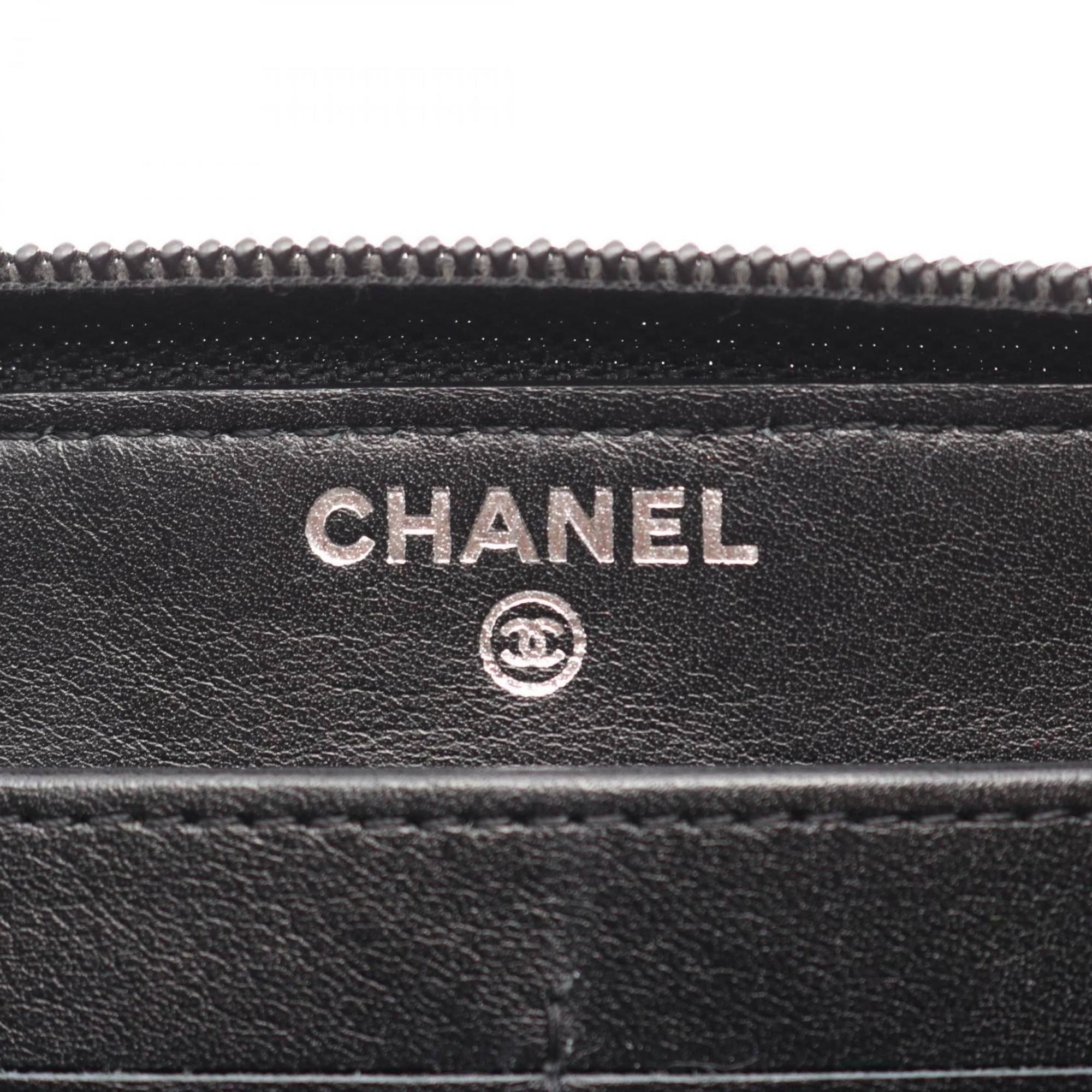 CHANEL Coco Mark Round Long Wallet in Calfskin Leather (Cowhide) for Women, Black