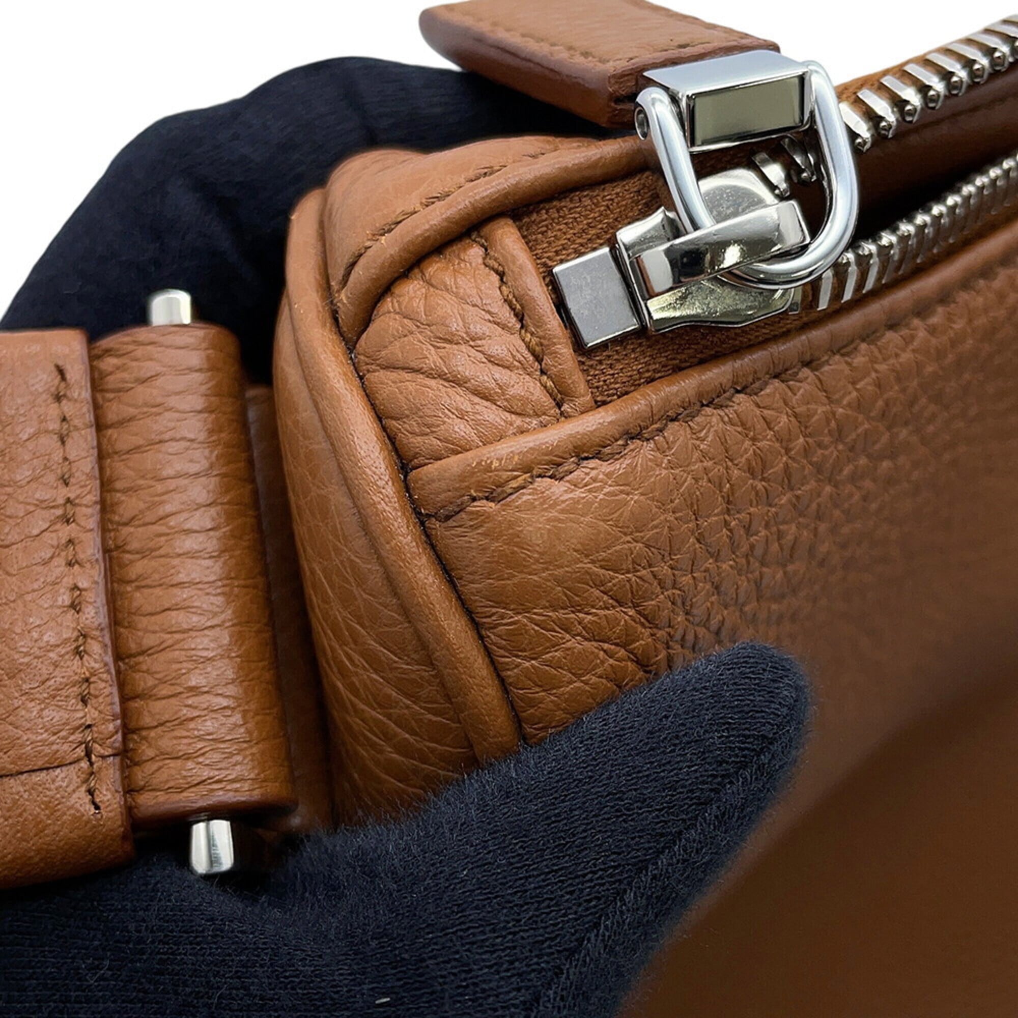 Prada shoulder bag Vitello Daino grain leather 2VH182 PRADA handbag — Like New